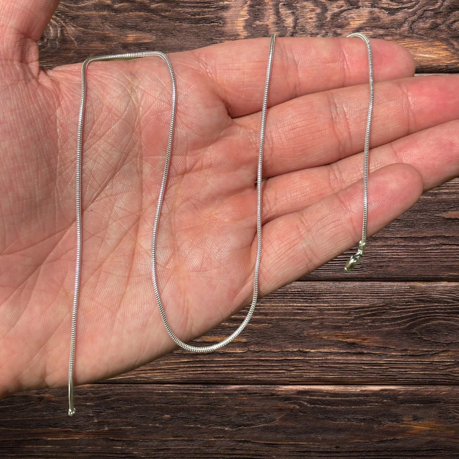 925 Sterling Silver 1.5mm Snake Chain Necklace - Image 5