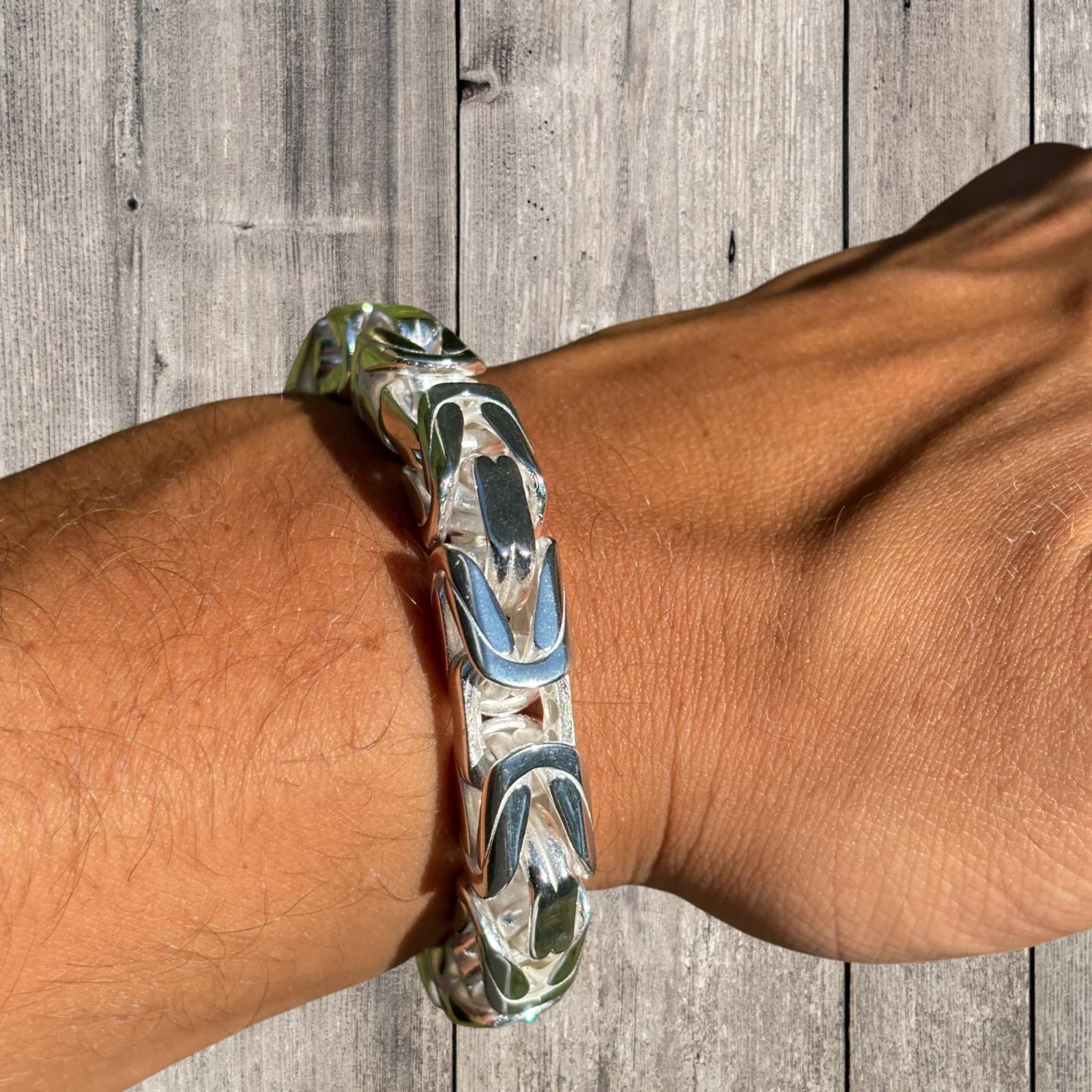 925 Sterling Silver 10mm Byzantine W. Box Clasp Bracelet - Image 3
