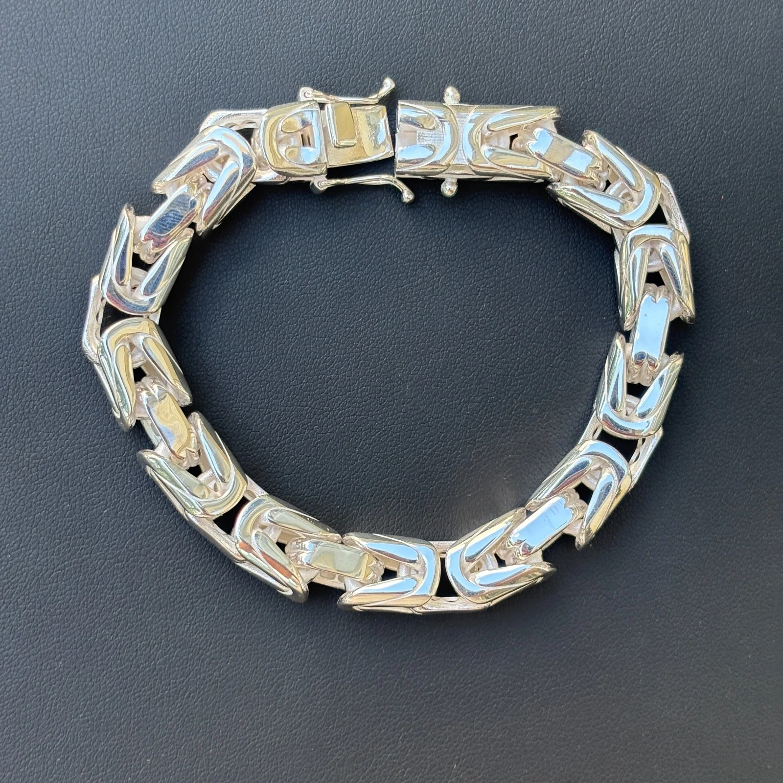 925 Sterling Silver 10mm Byzantine W. Box Clasp Bracelet - Image 7