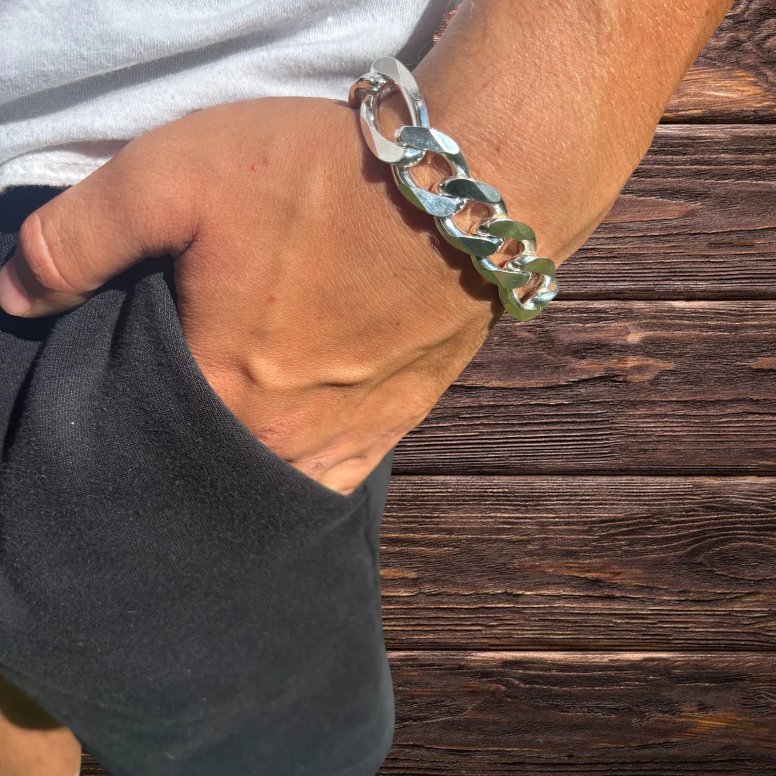 925 Sterling Silver 15mm Figaro Bracelet - Image 13