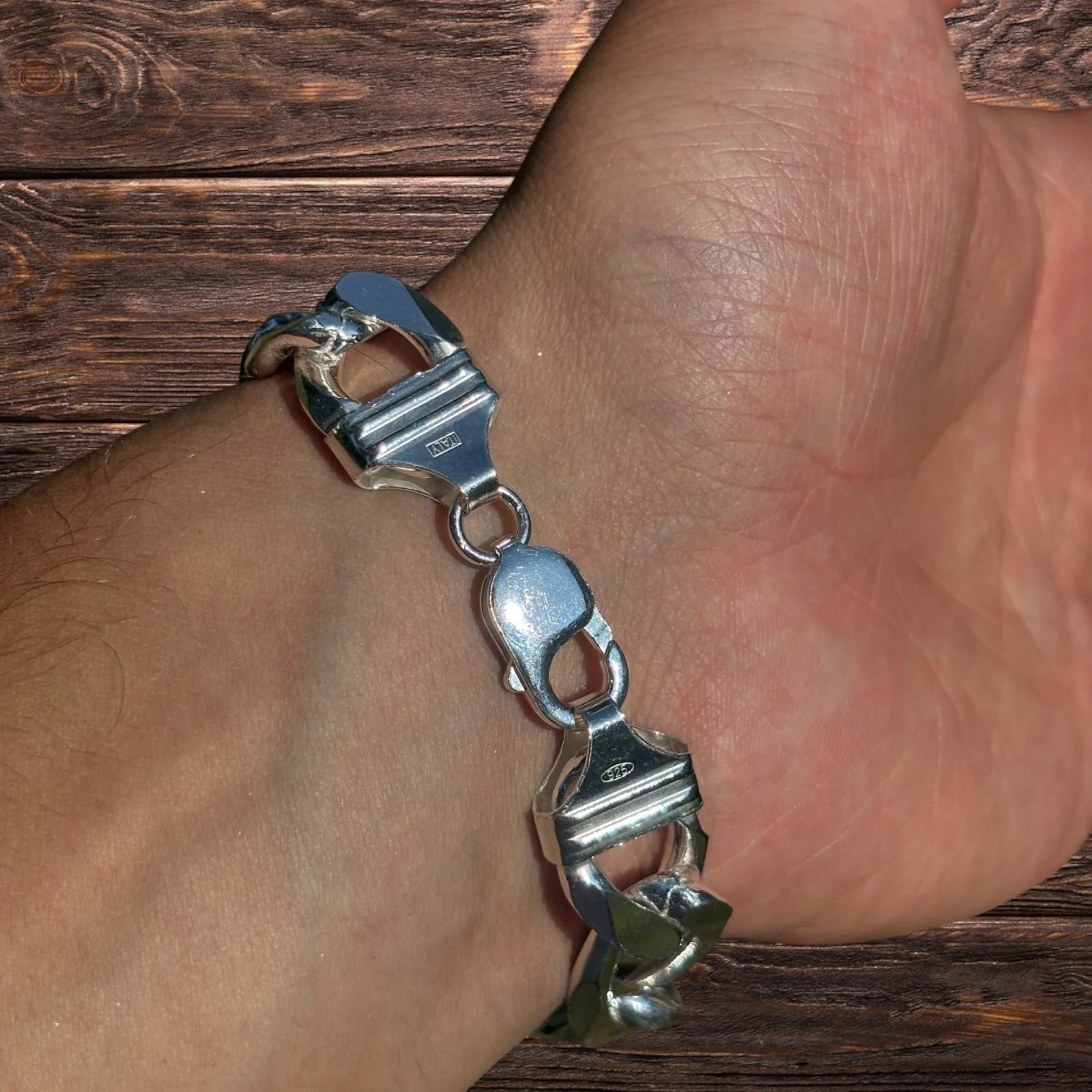 925 Sterling Silver 15mm Figaro Bracelet - Image 7