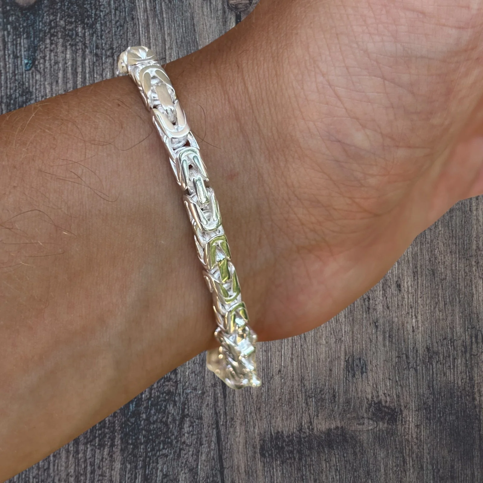 925 Sterling Silver 5mm Byzantine W. Box Clasp Bracelet - Image 15