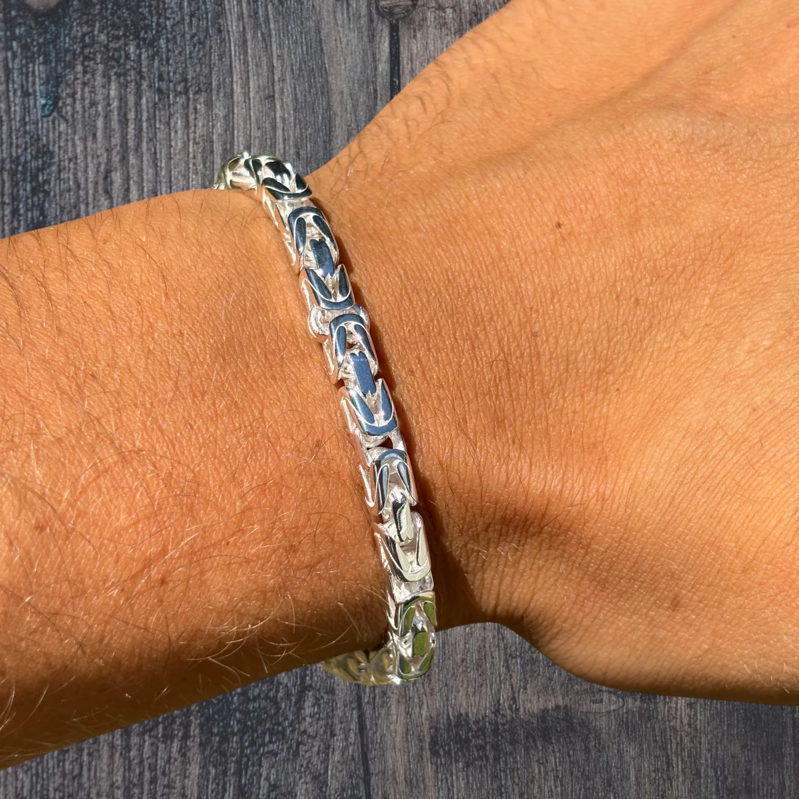 925 Sterling Silver 5mm Byzantine W. Box Clasp Bracelet - Image 4
