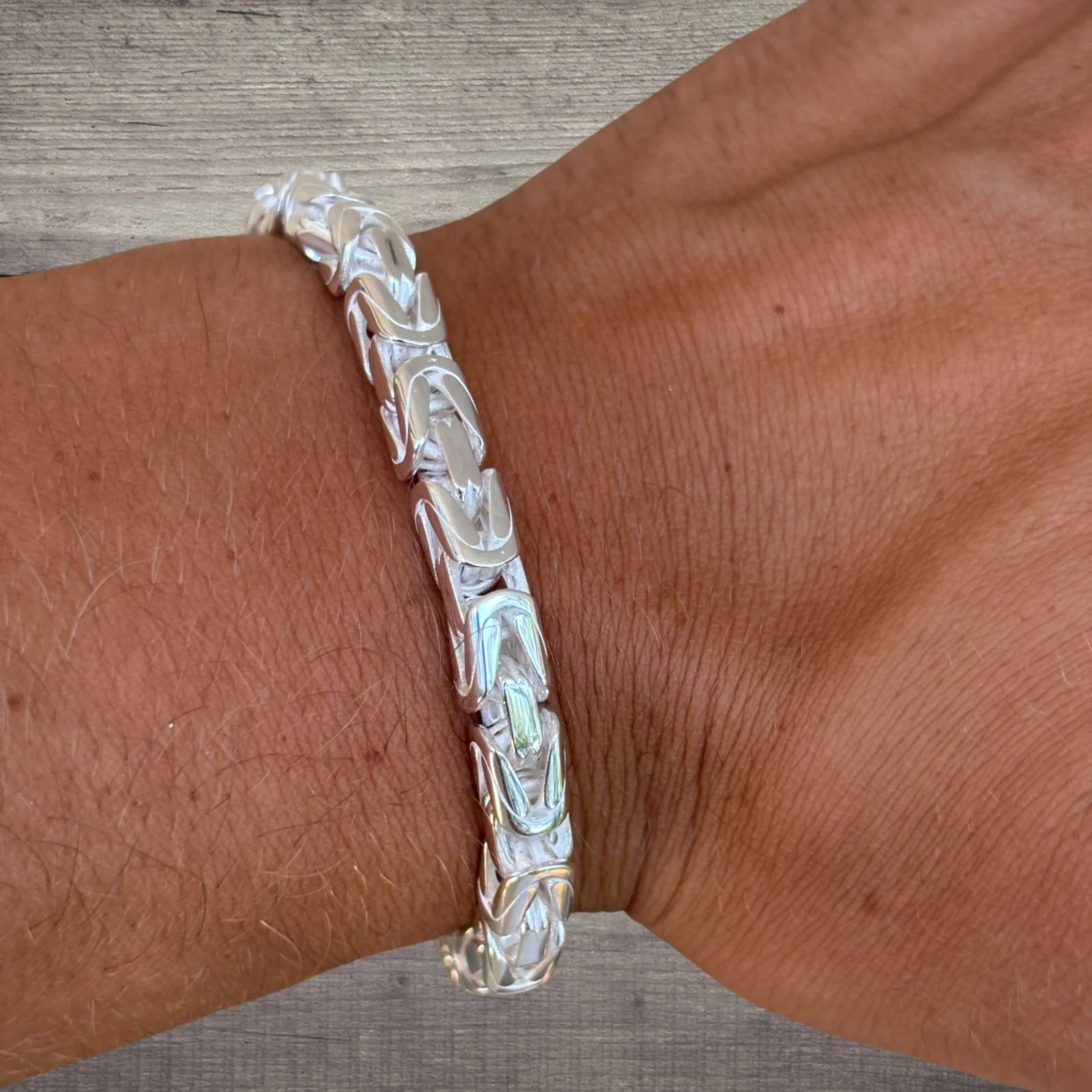 925 Sterling Silver 6mm Byzantine W. Box Clasp Bracelet - Image 12