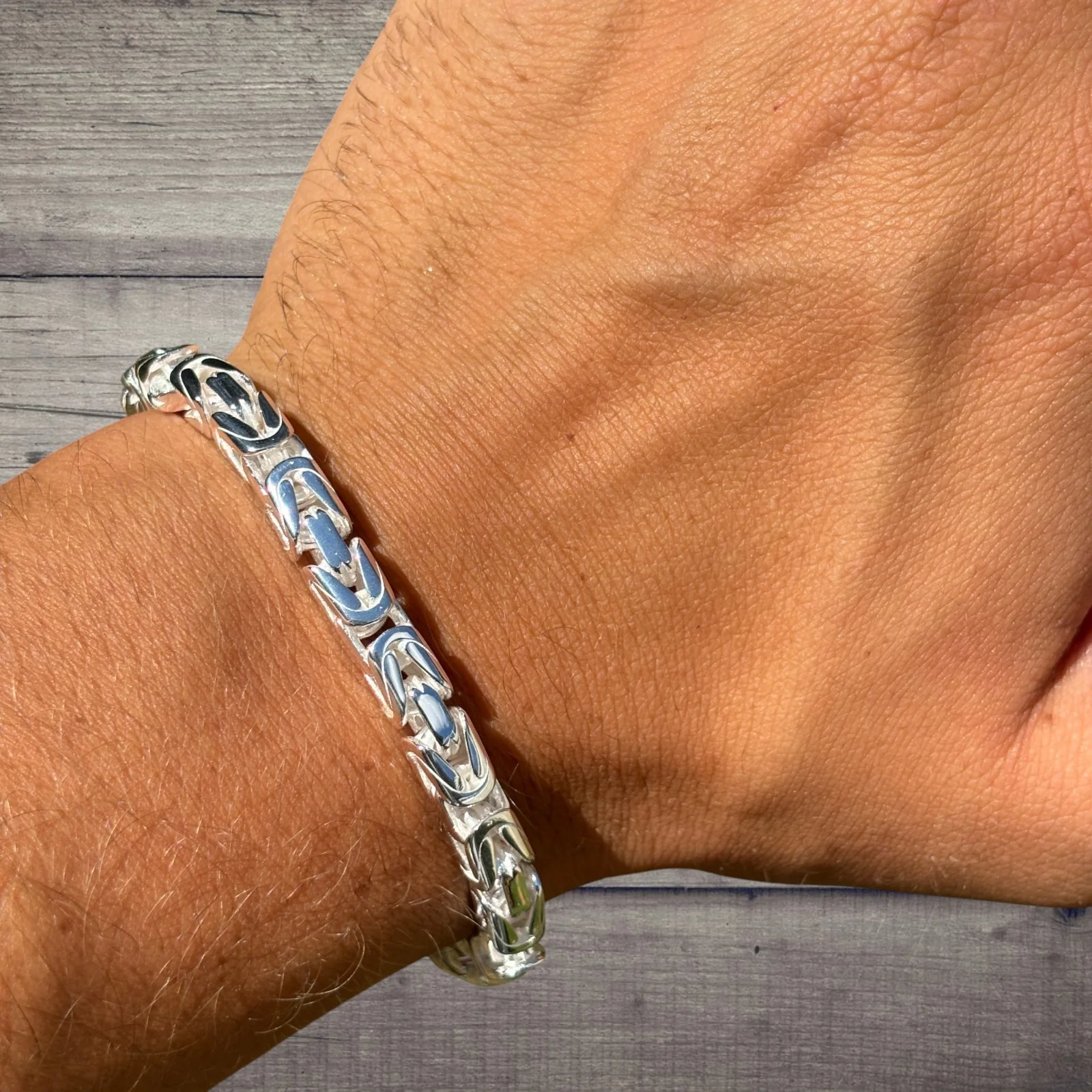 925 Sterling Silver 6mm Byzantine W. Box Clasp Bracelet - Image 3