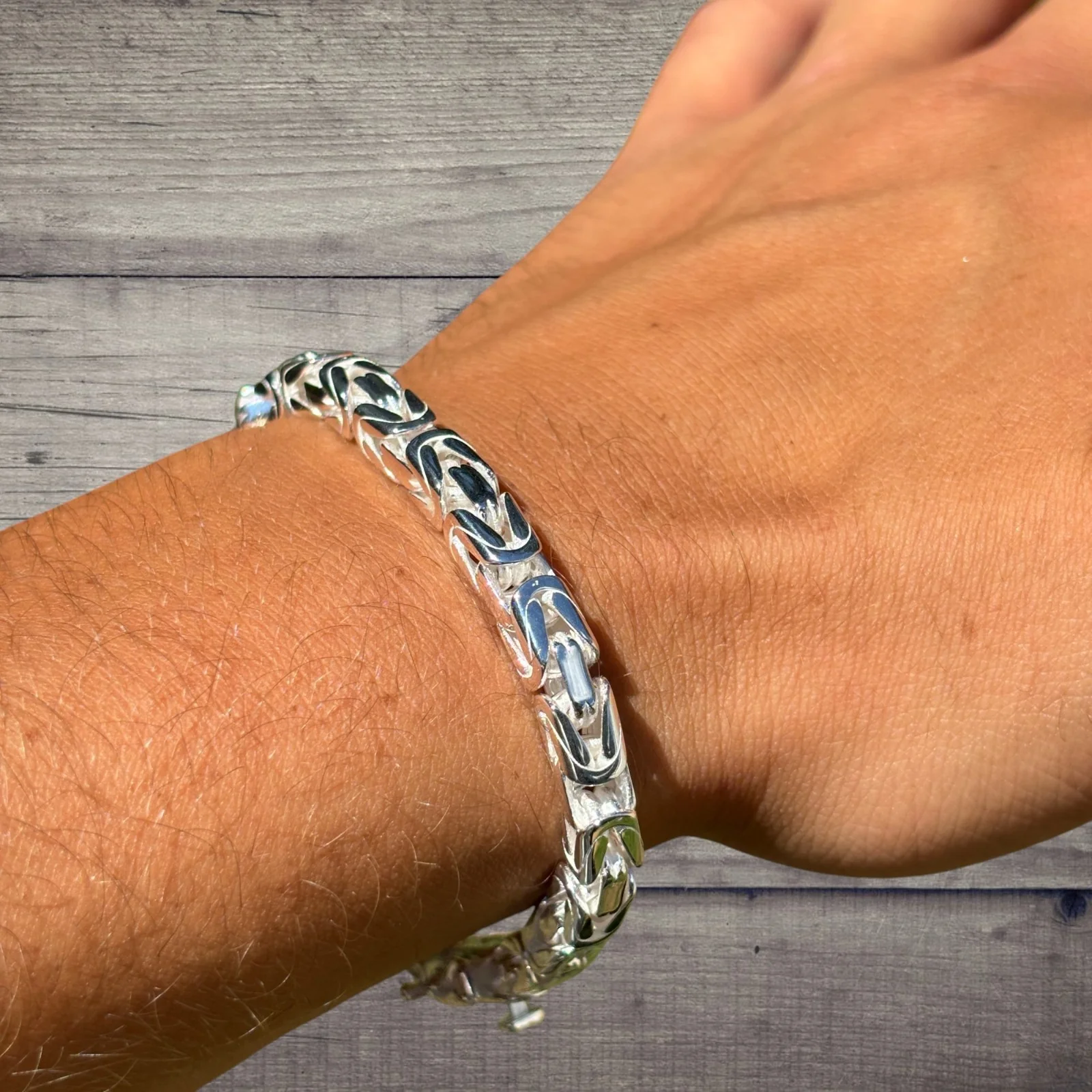 925 Sterling Silver 6mm Byzantine W. Box Clasp Bracelet - Image 6