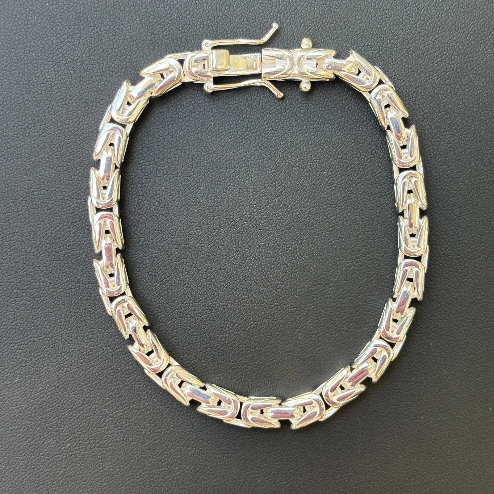 925 Sterling Silver 6mm Byzantine W. Box Clasp Bracelet - Image 9