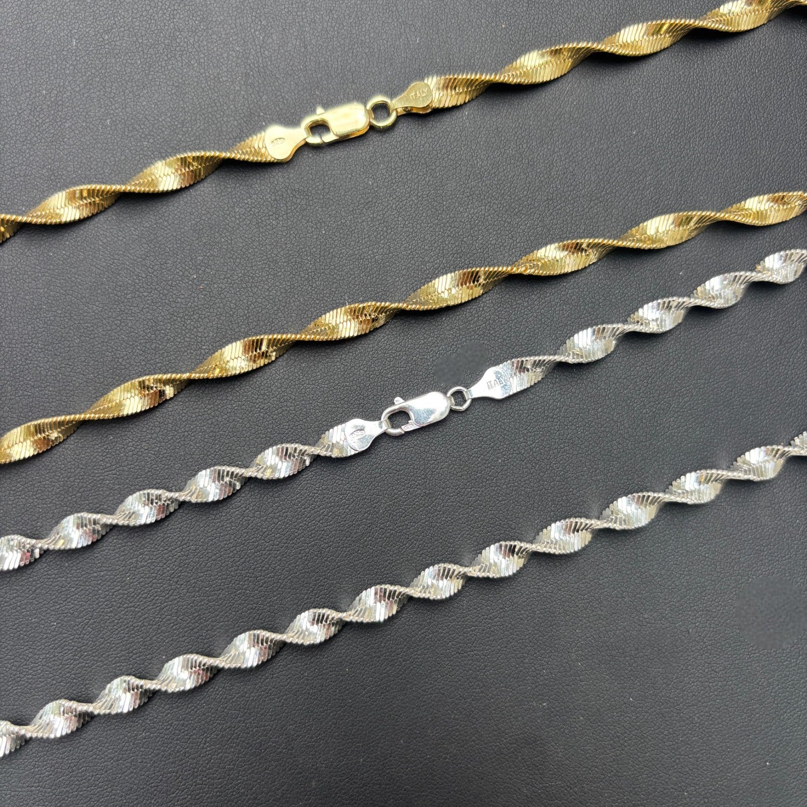 925 Sterling Silver 6mm Singapore Chain Necklace - Image 3