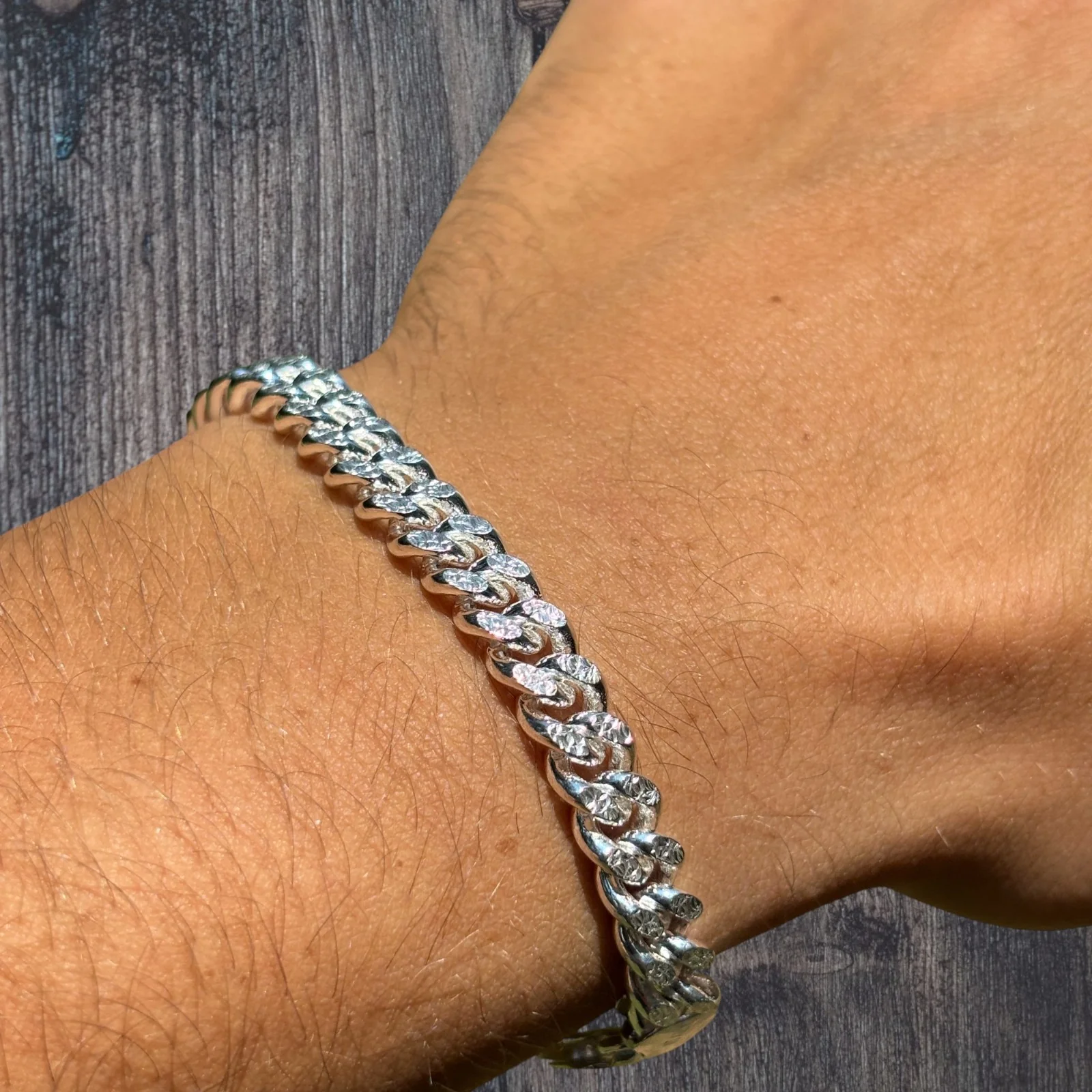 925 Sterling Silver 7mm Diamond Cut Miami Cuban Bracelet - Image 9