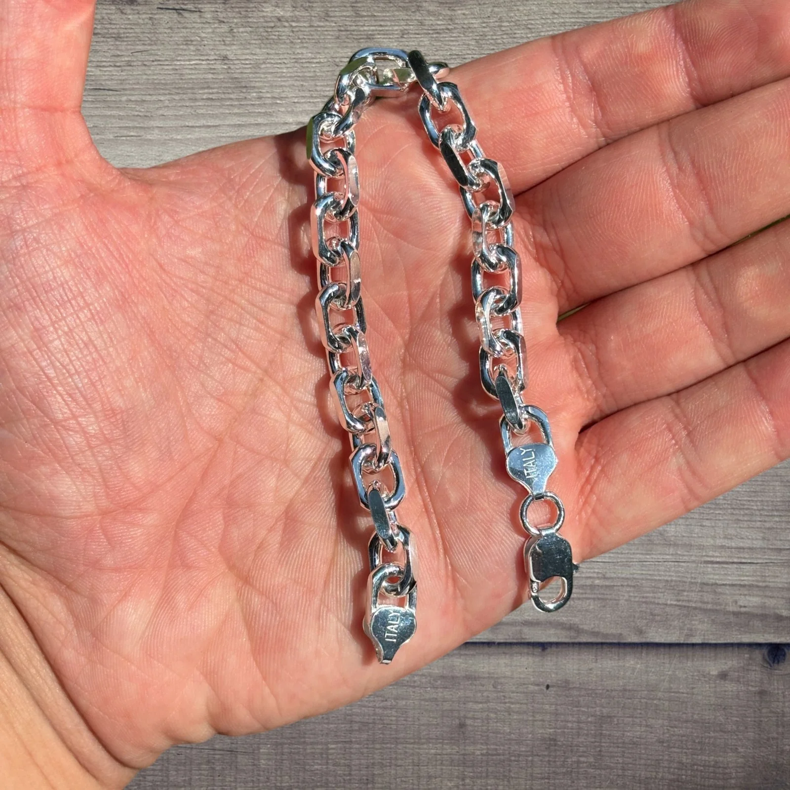 925 Sterling Silver 8mm Anchor Cable Bracelet - Image 4