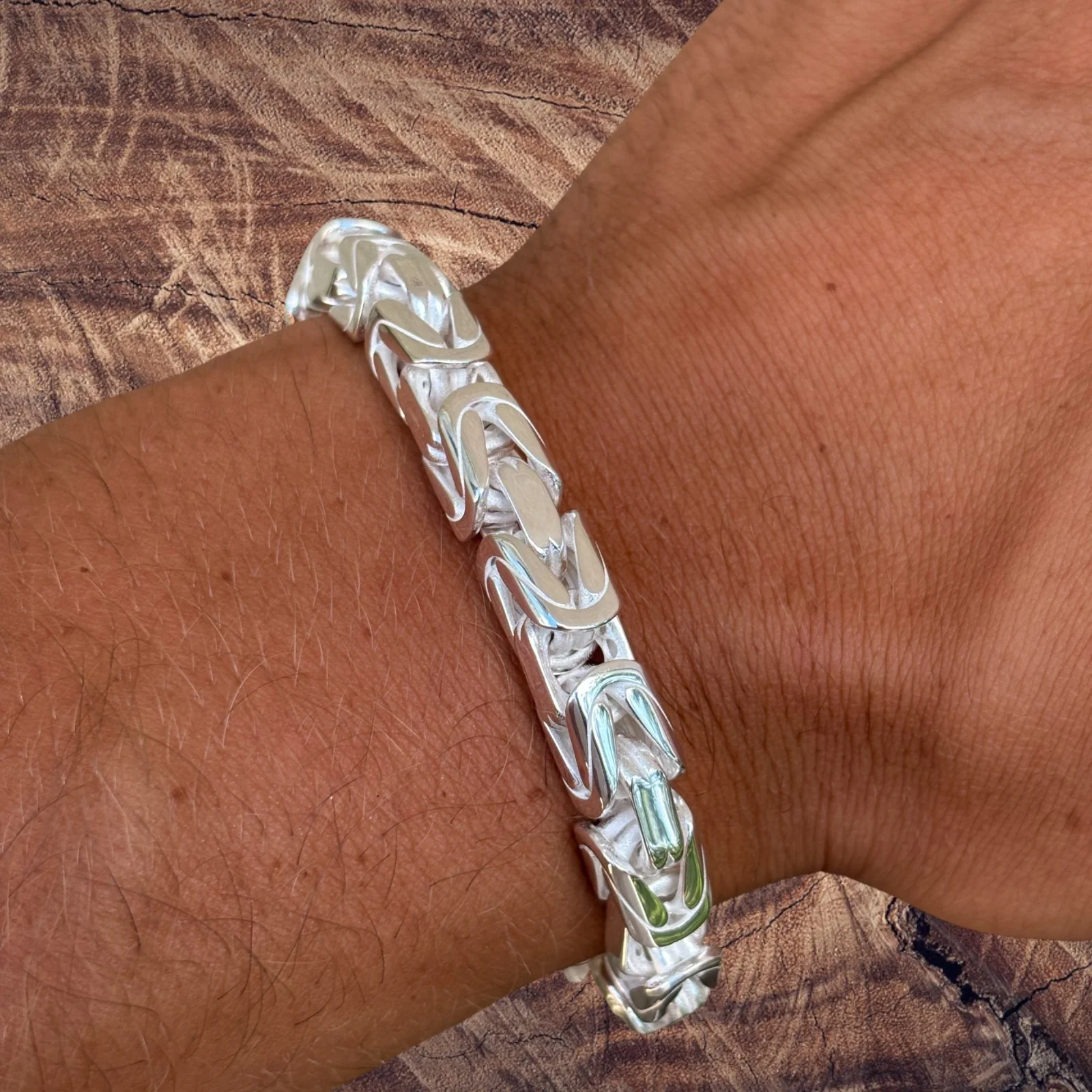 925 Sterling Silver 8mm Byzantine W. Box Clasp Bracelet - Image 12