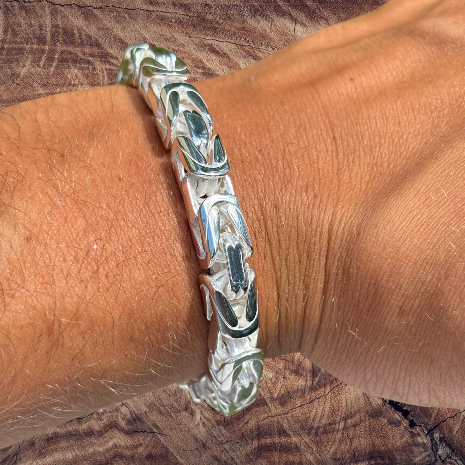 925 Sterling Silver 8mm Byzantine W. Box Clasp Bracelet - Image 5