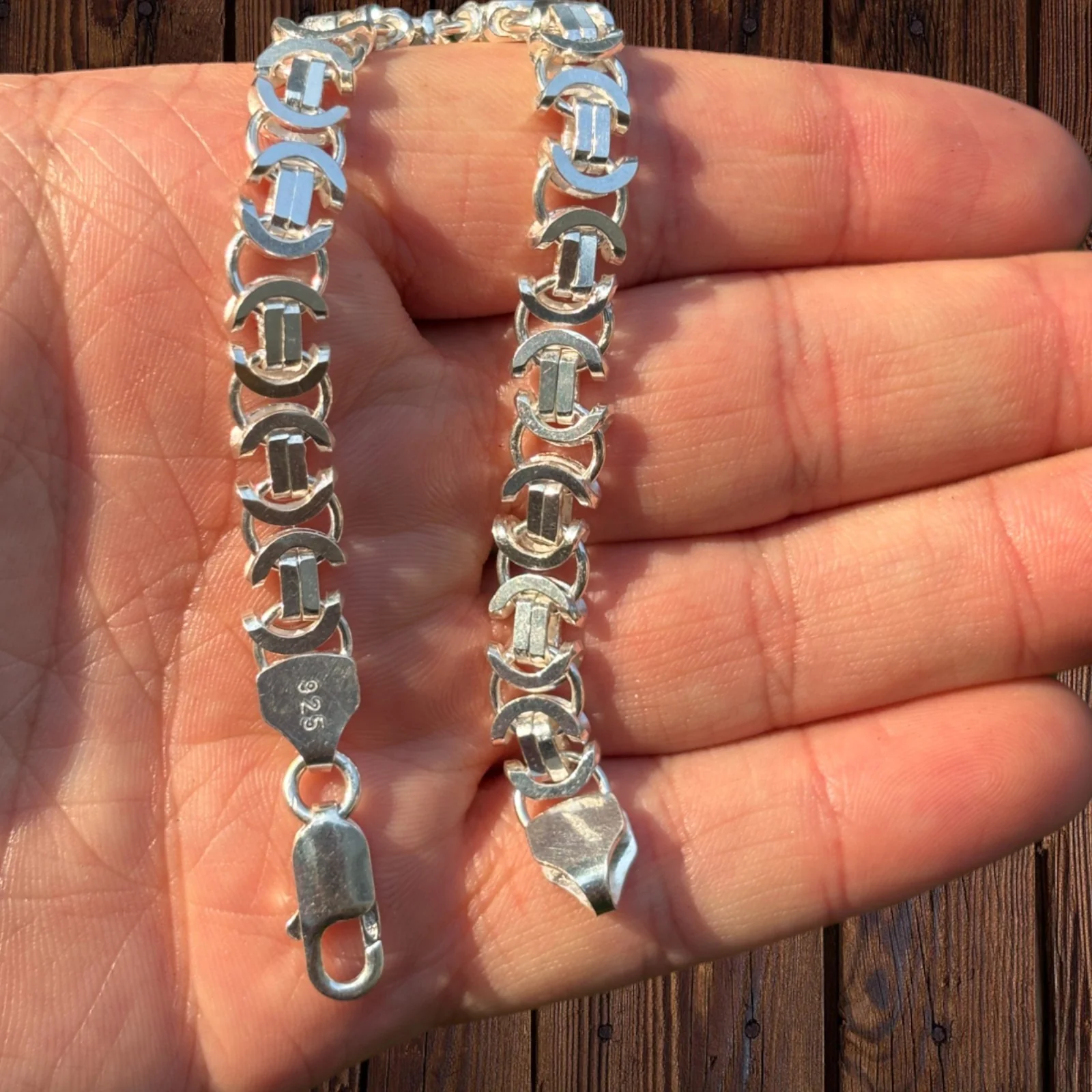 925 Sterling Silver 8mm Flat Byzantine Bracelet - Image 3