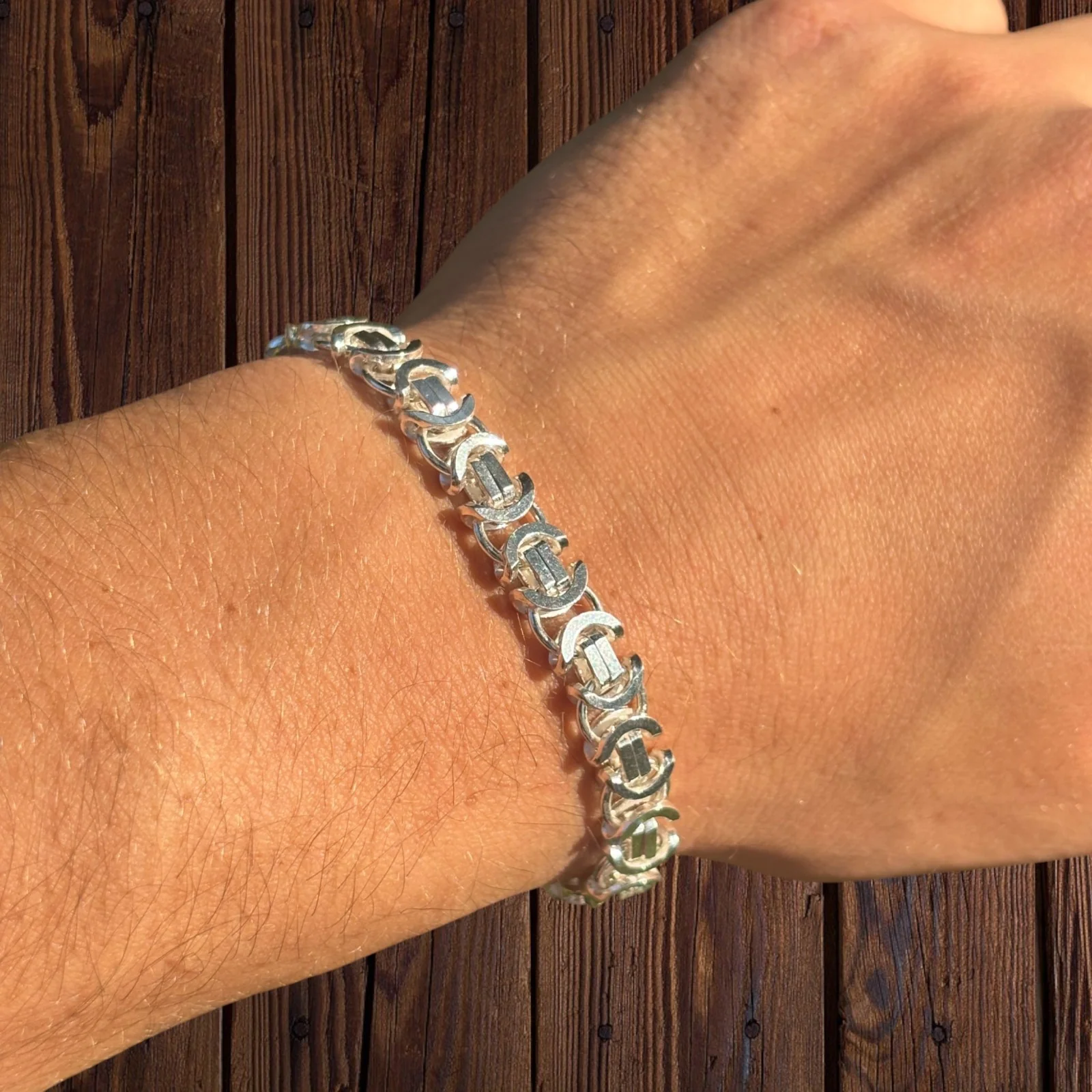 925 Sterling Silver 8mm Flat Byzantine Bracelet - Image 4