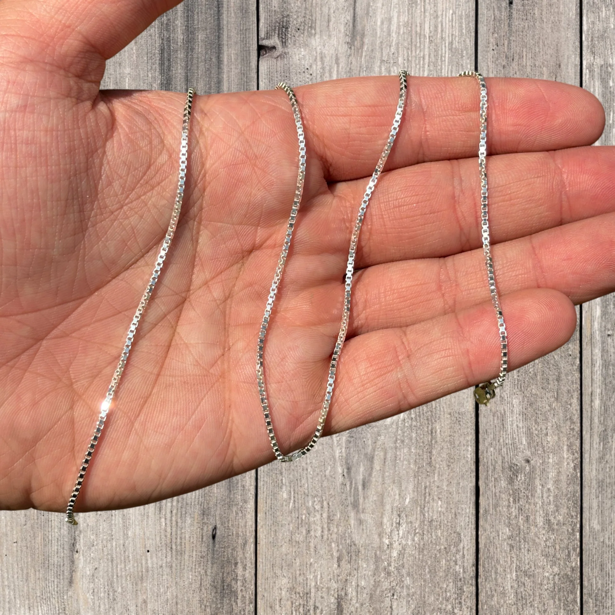 925 Sterling Silver 1.5mm Box Chain Necklace - Image 4