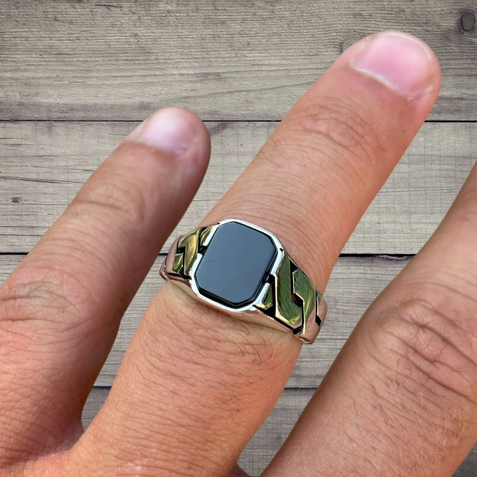 925 Sterling Silver Black Onyx Stone Cuban Ring - Image 2