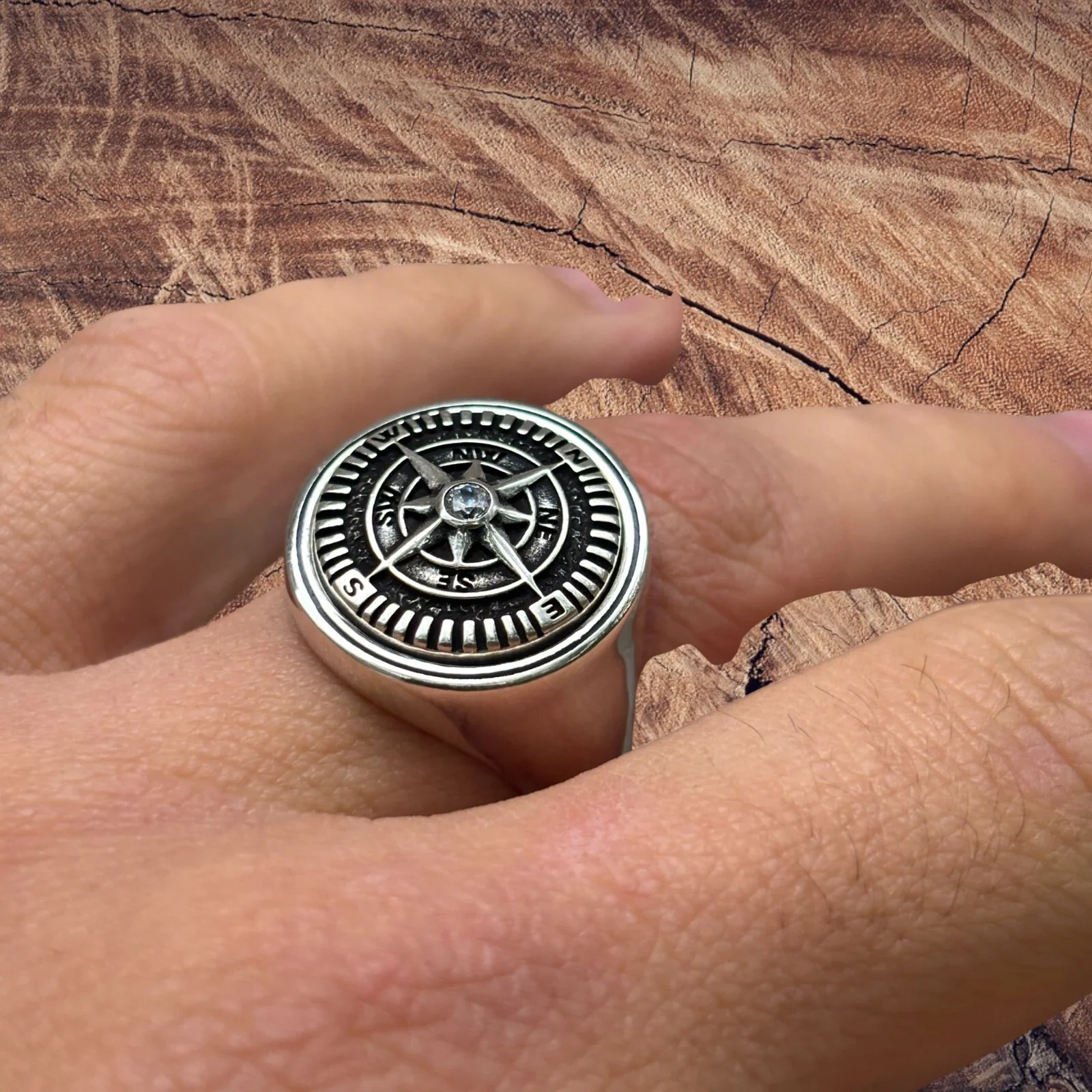 925 Sterling Silver Compass Ring - Image 3