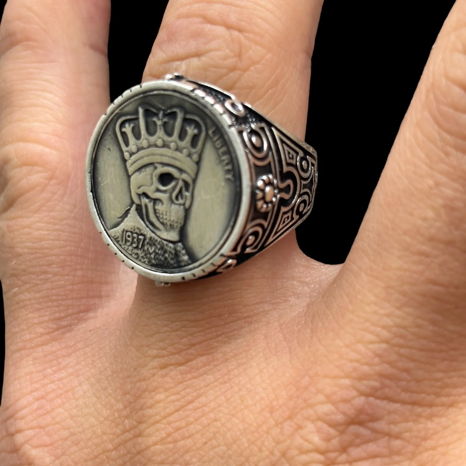 925 Sterling Silver Dead King Coin Ring - Image 4