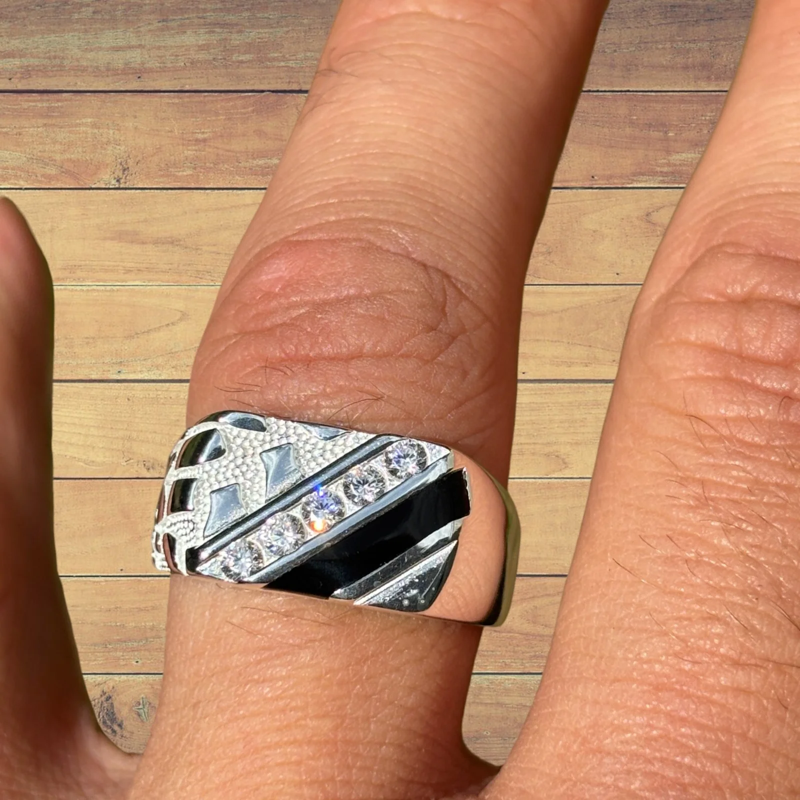 925 Sterling Silver Nugget Ring With Black Onyx & CZ Stones - Image 3