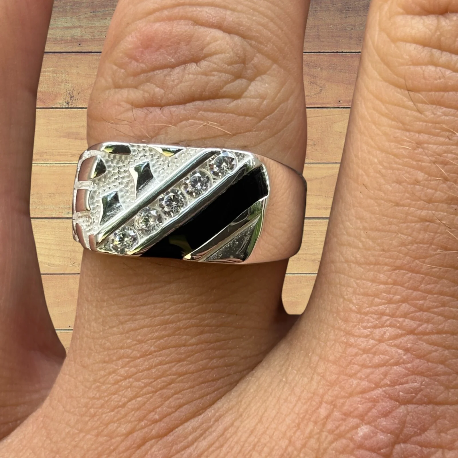 925 Sterling Silver Nugget Ring With Black Onyx & CZ Stones - Image 6