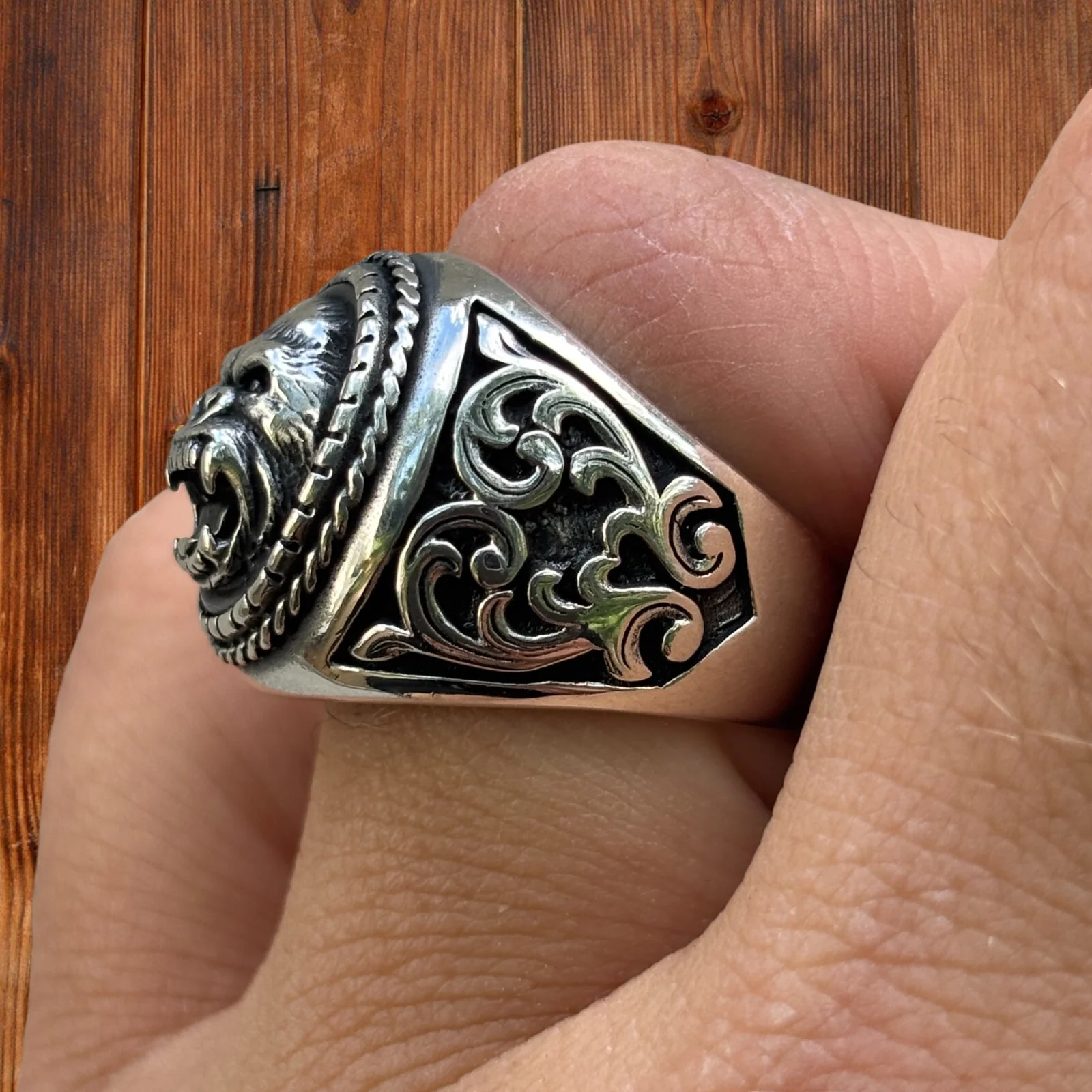 925 Sterling Silver Gorilla Ring - Image 5