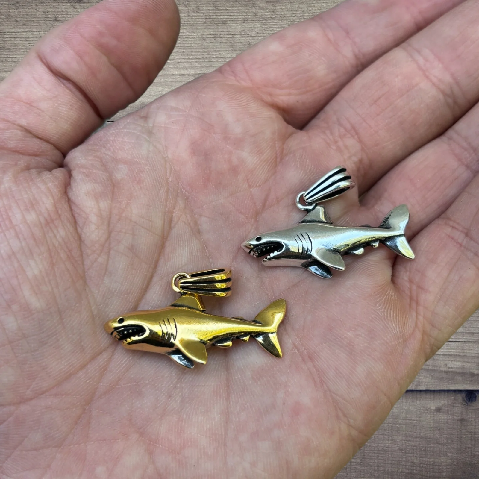 925 Sterling Silver Great White Shark Pendant - Image 3