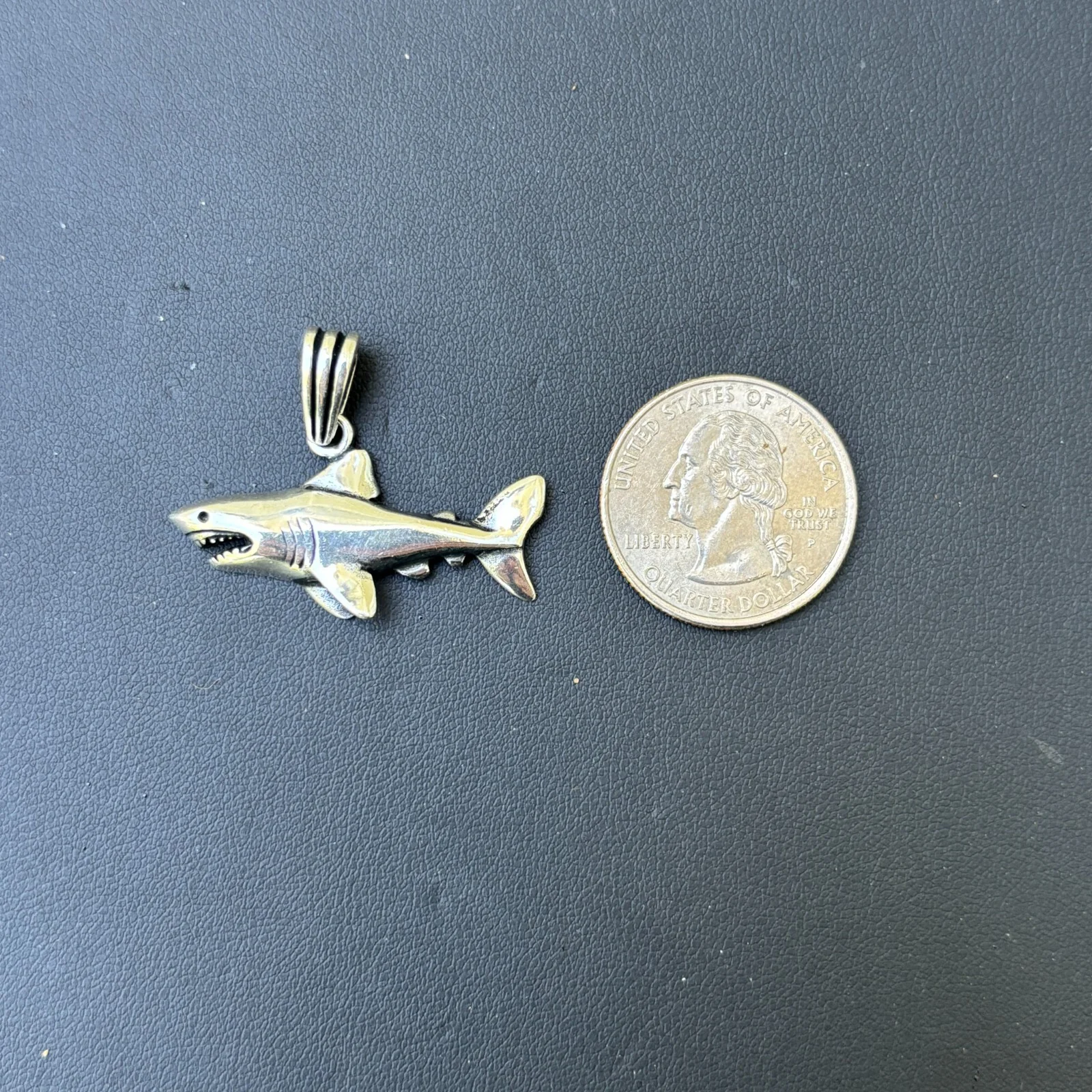 925 Sterling Silver Great White Shark Pendant - Image 7