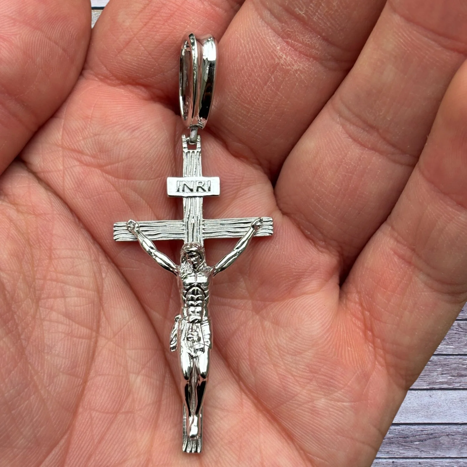 925 Sterling Silver Jesus on Wooden Cross Pendant - Image 4
