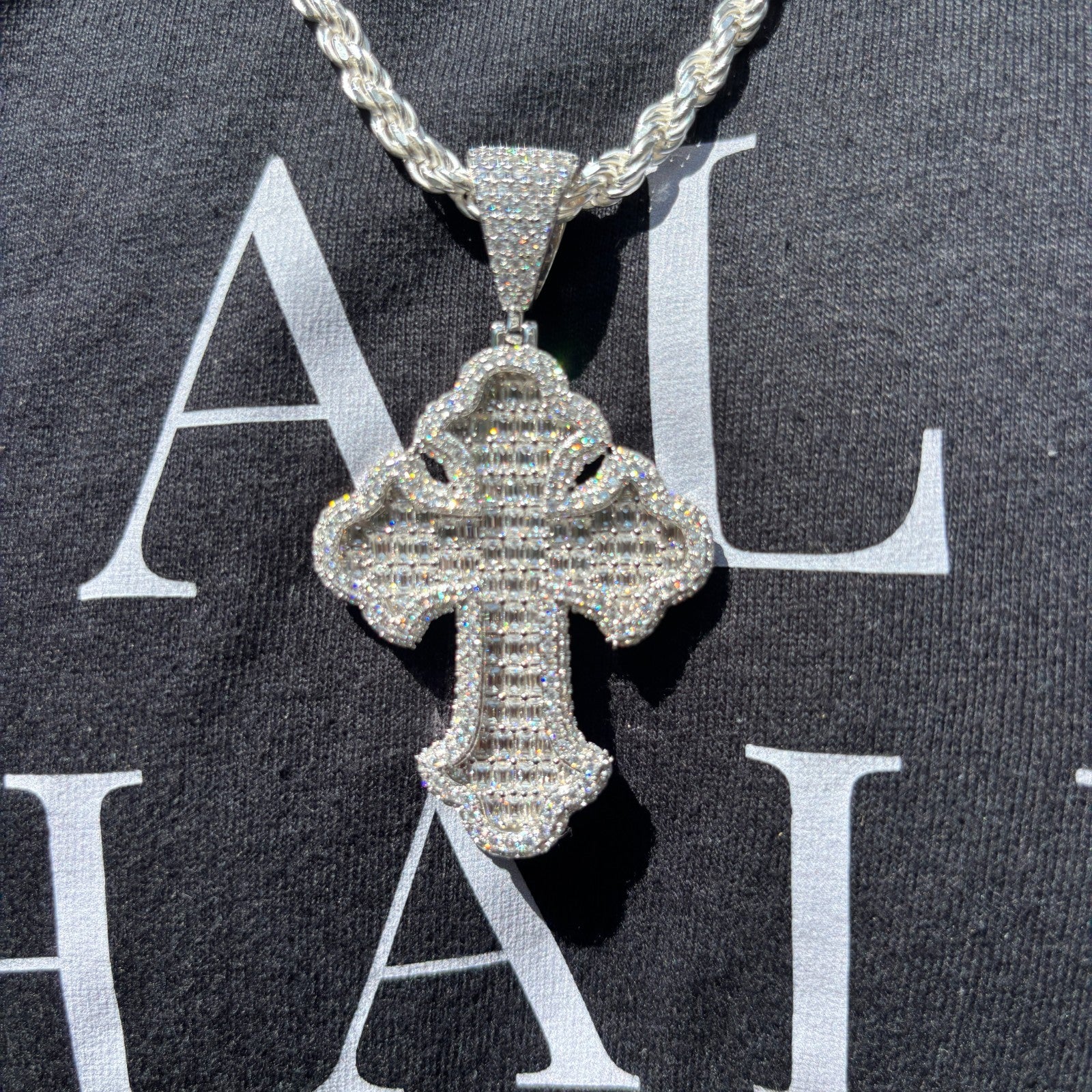 925 Sterling Silver Gothic Cross With Moissanite - Large - Image 11