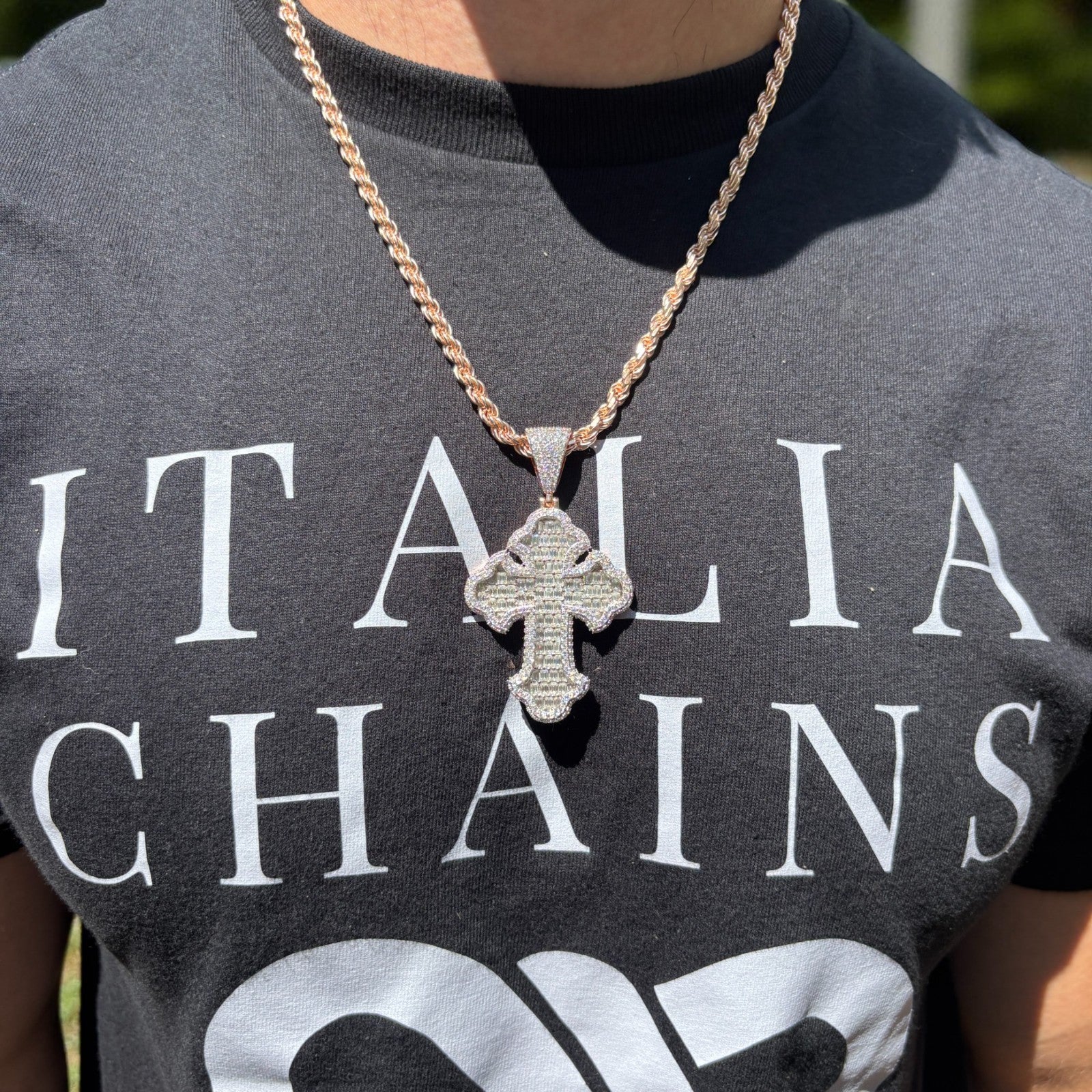 925 Sterling Silver Gothic Cross With Moissanite - Large - Image 17