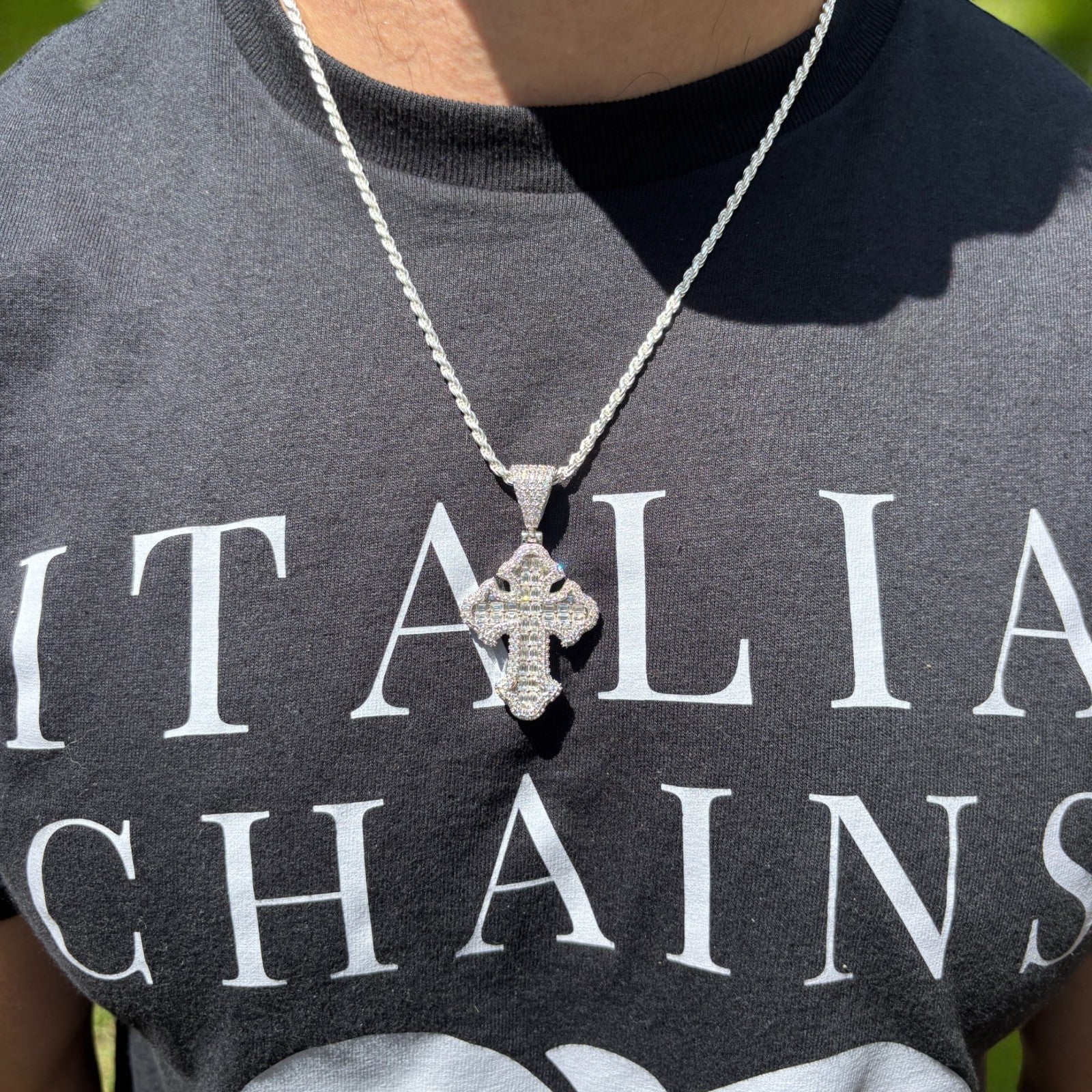 925 Sterling Silver Gothic Cross With Moissanite - Medium - Image 13