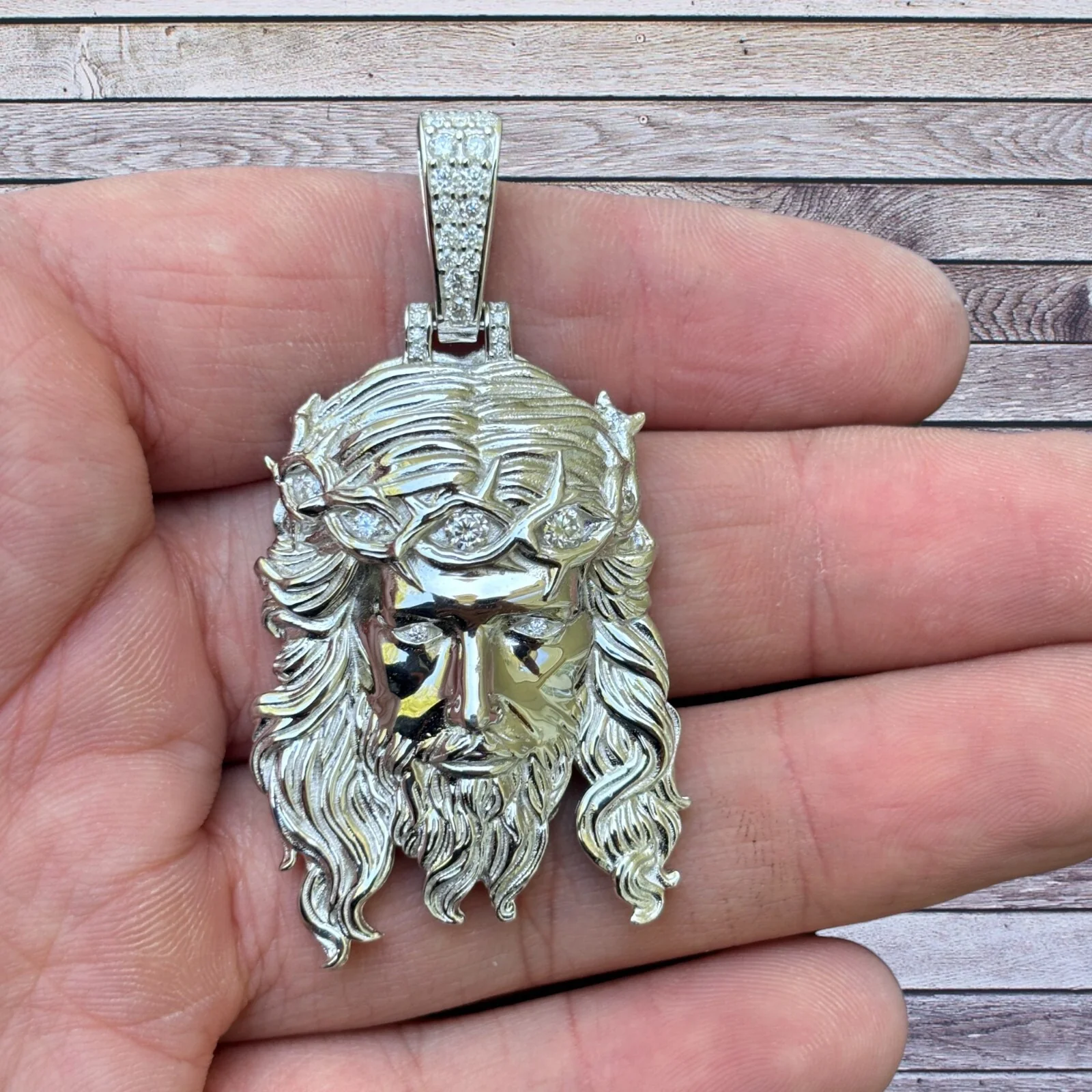 925 Sterling Silver Jesus Pendant With Moissanite - Medium - Image 9