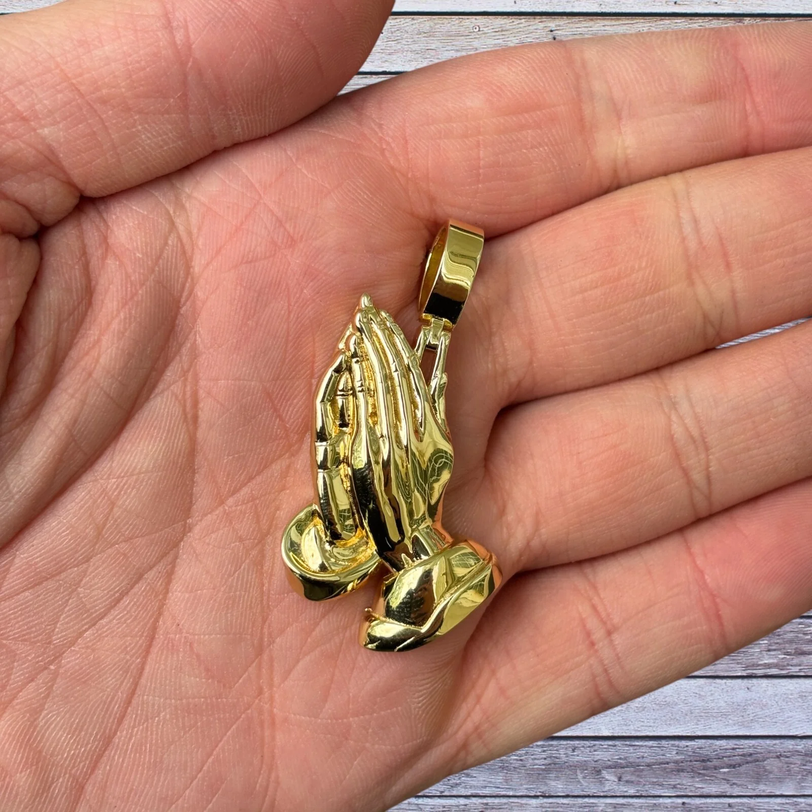 925 Sterling Silver Praying Hands Pendant - Medium - Image 6