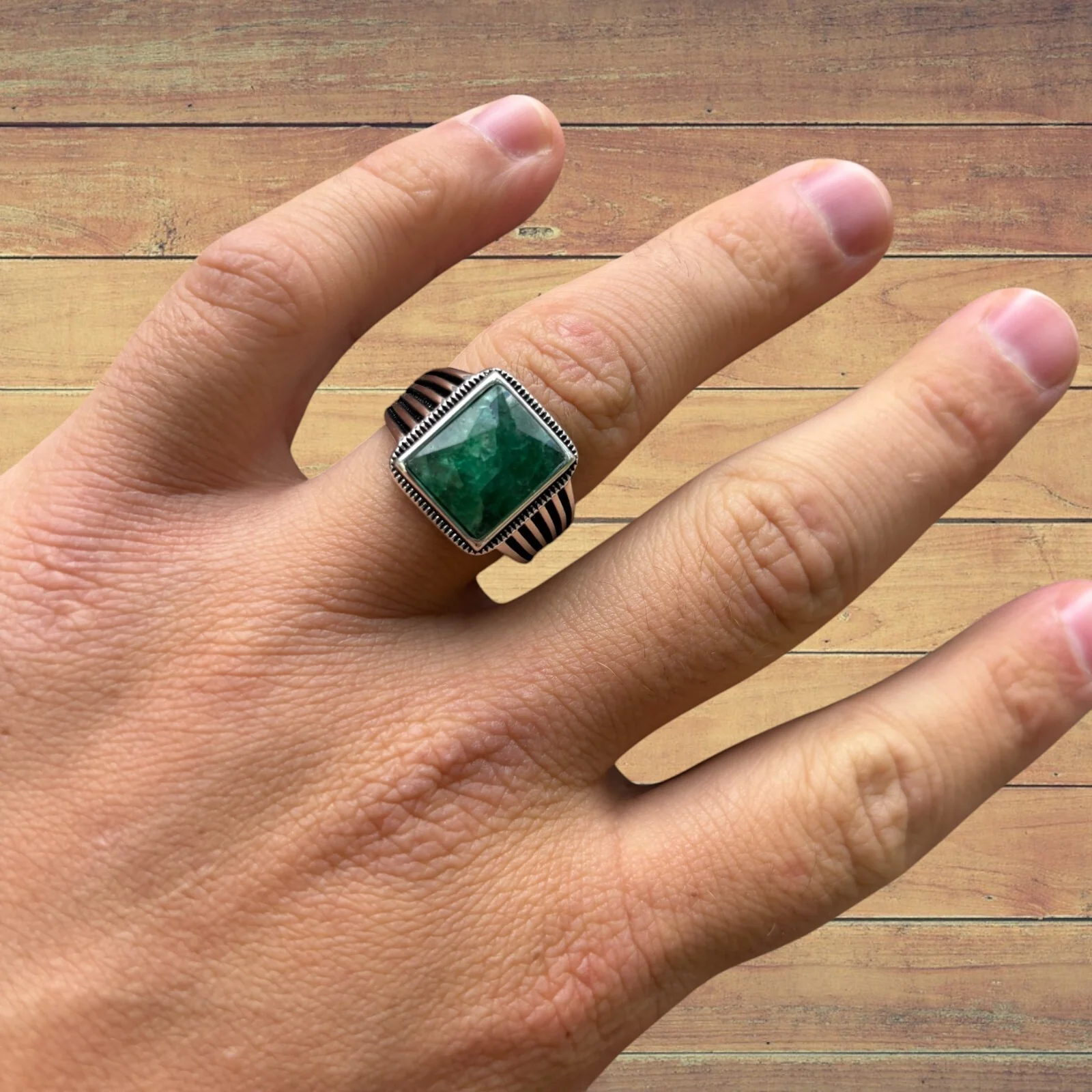 925 Sterling Silver Green Emerald Ring - Image 5