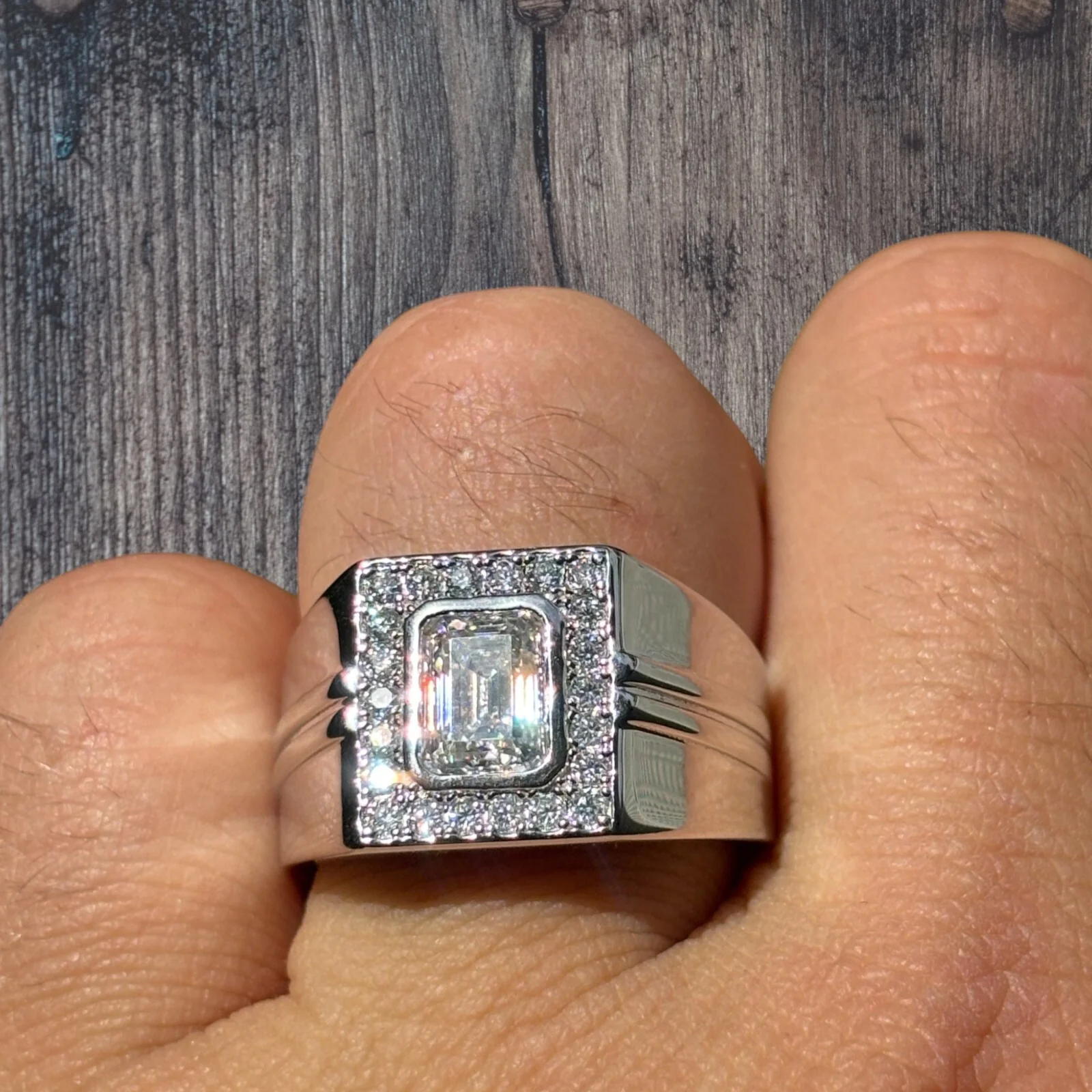 925 Sterling Silver Emerald Cut Ring With Moissanite - Image 3