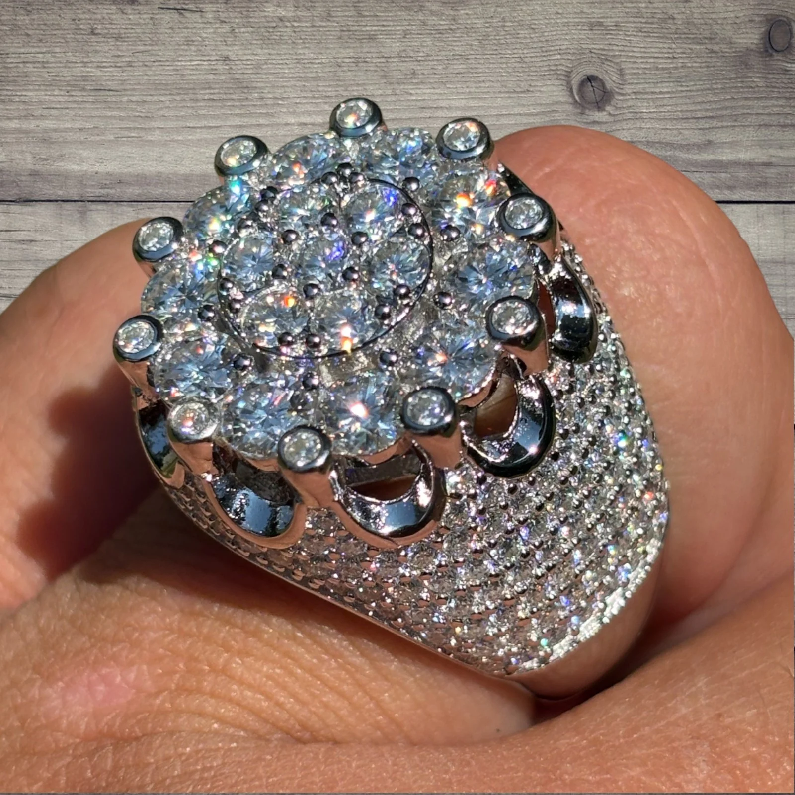 925 Sterling Silver Moissanite Royalty Ring - Image 11