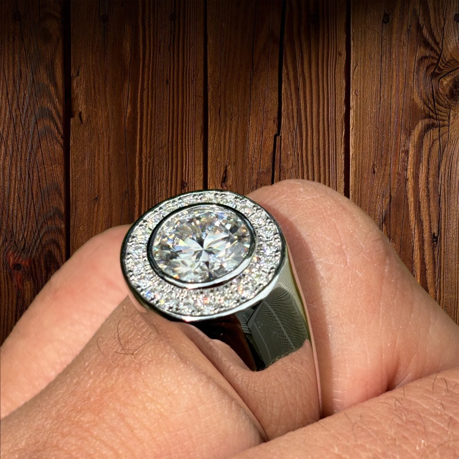 925 Sterling Silver Round Brilliant Cut Ring With Moissanite - Image 3