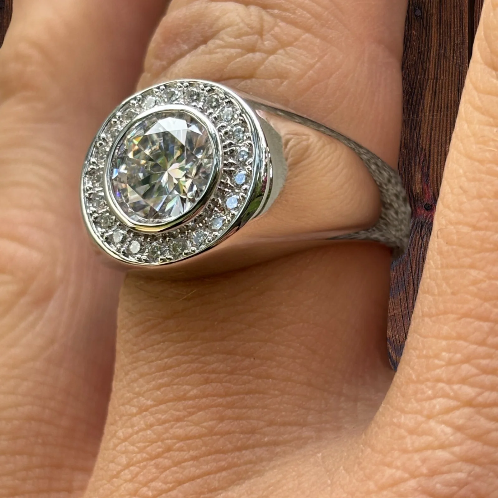 925 Sterling Silver Round Brilliant Cut Ring With Moissanite - Image 5
