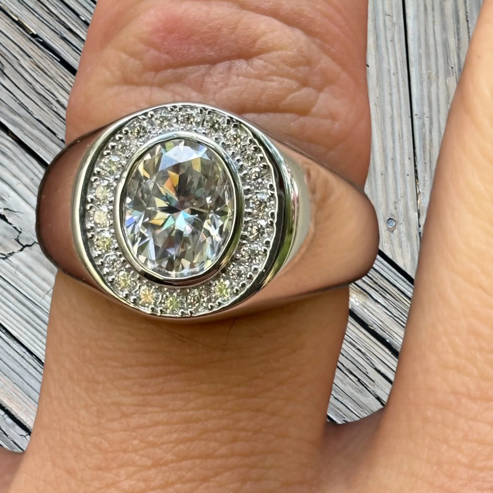 925 Sterling Silver Oval Cut Ring With Moissanite - Image 4