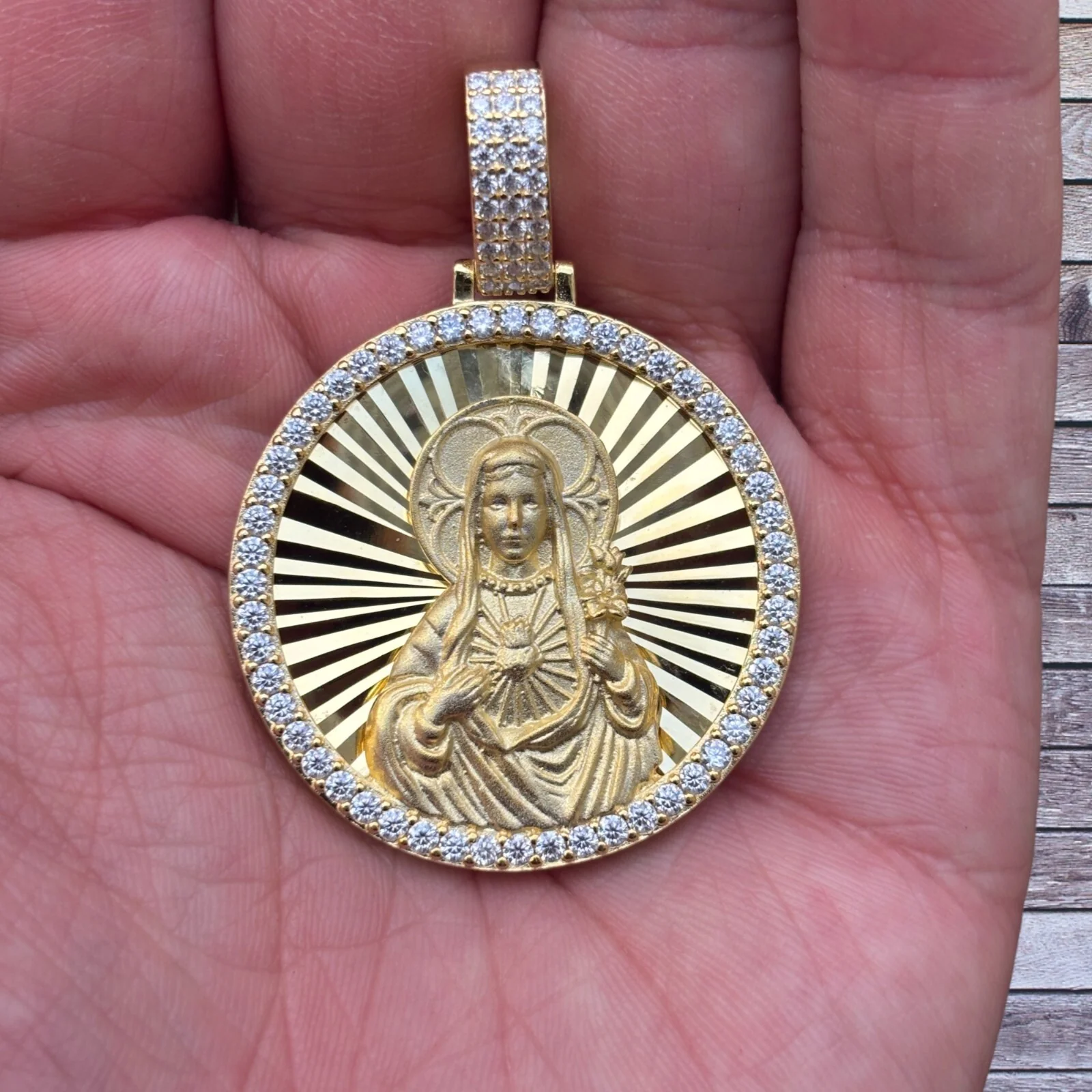 925 Sterling Silver Round Medallion Virgin Mary Pendant With Moissanite - Image 5