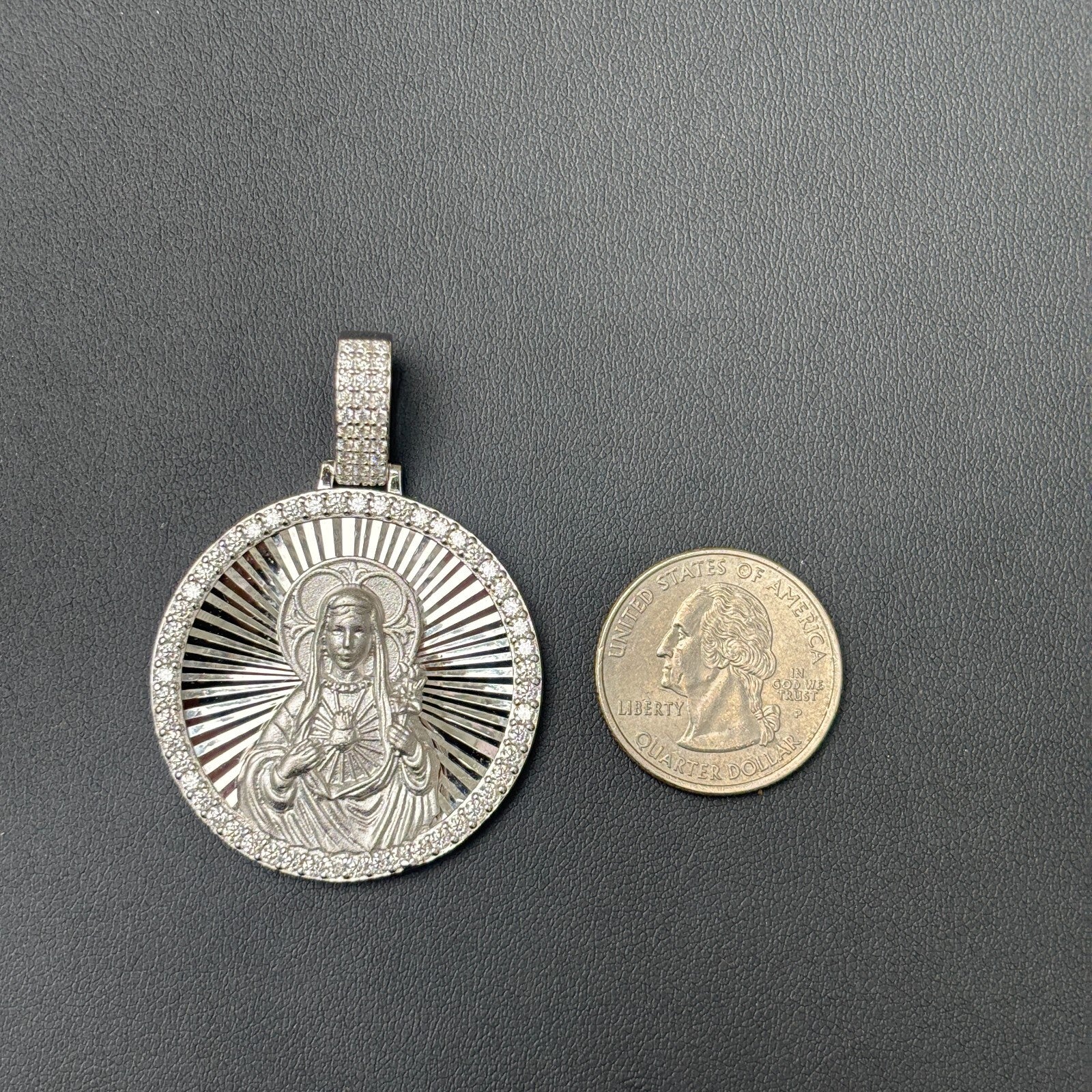 925 Sterling Silver Round Medallion Virgin Mary Pendant With Moissanite - Image 6