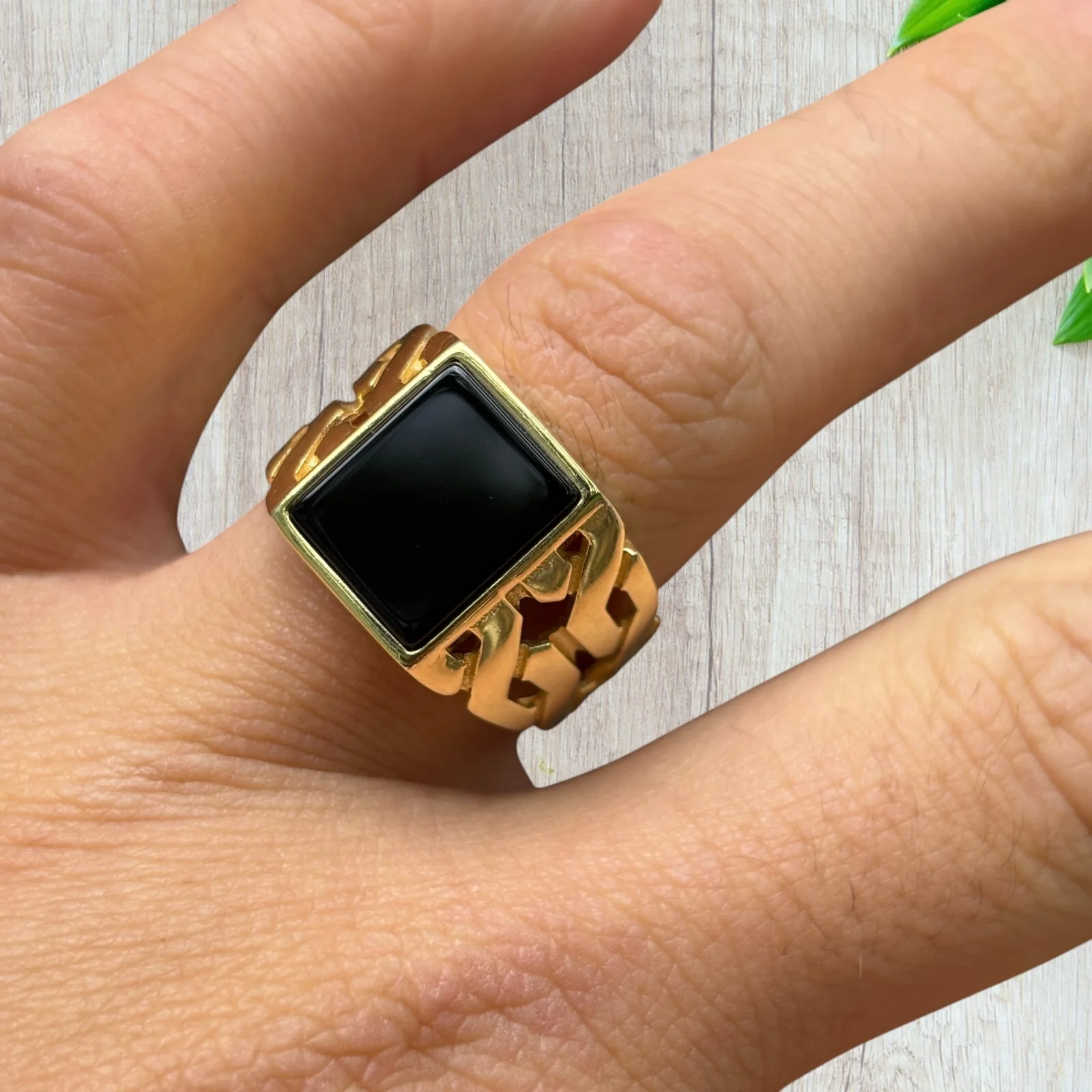 925 Sterling Silver Rectangular Black Onyx Stone Ring - Image 3