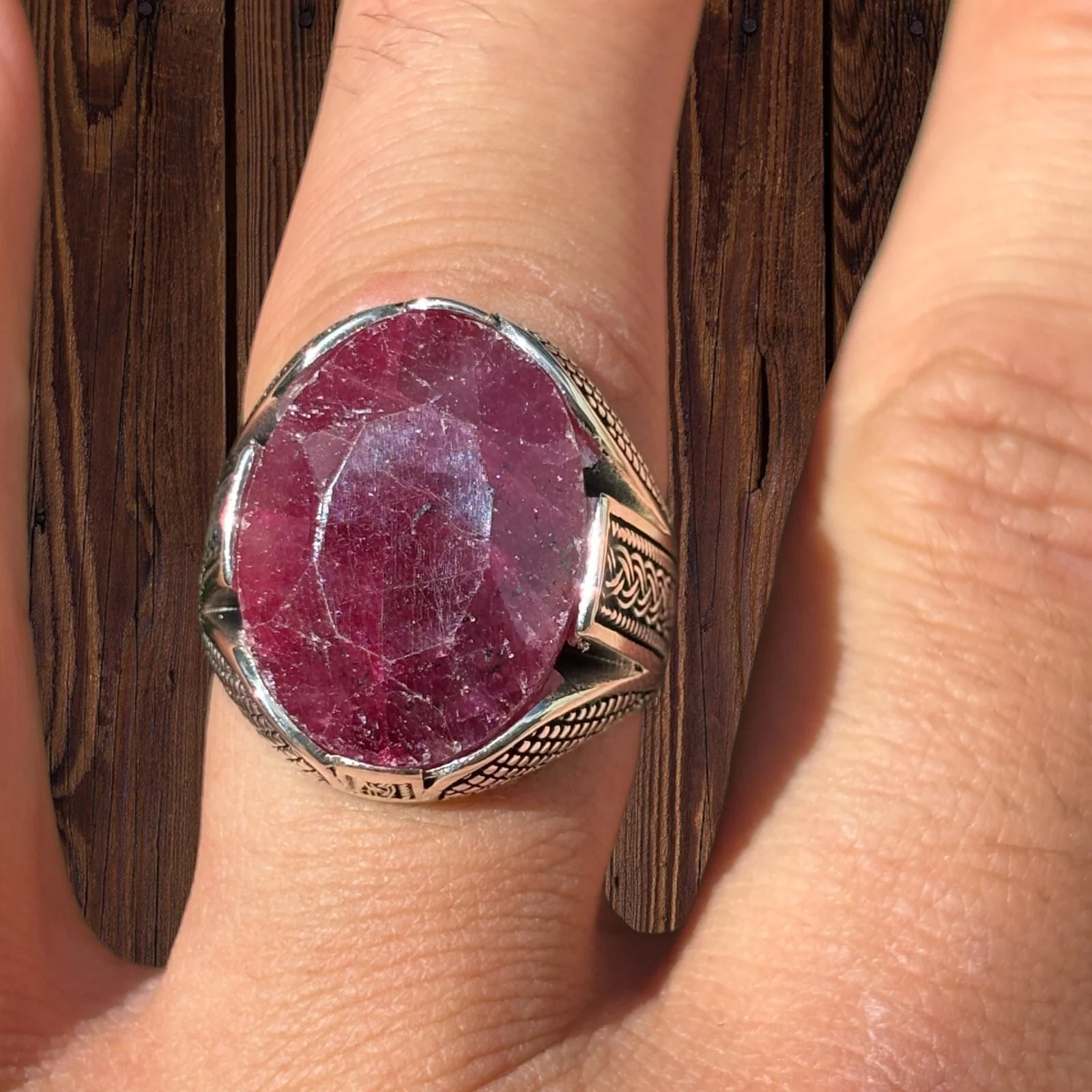 925 Sterling Silver Red Ruby Oval Stone Ring - Image 2