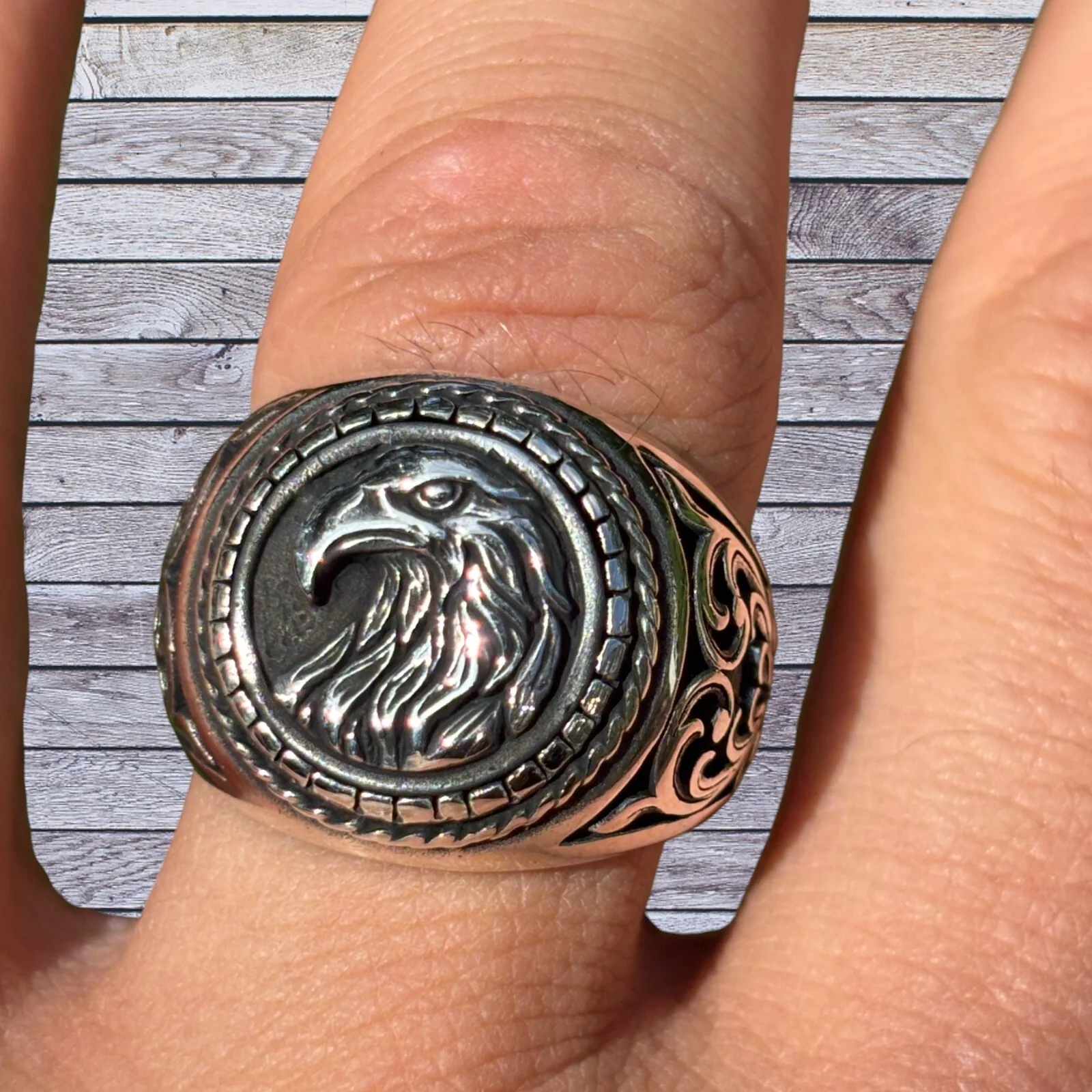 925 Sterling Silver Eagle Ring - Image 2