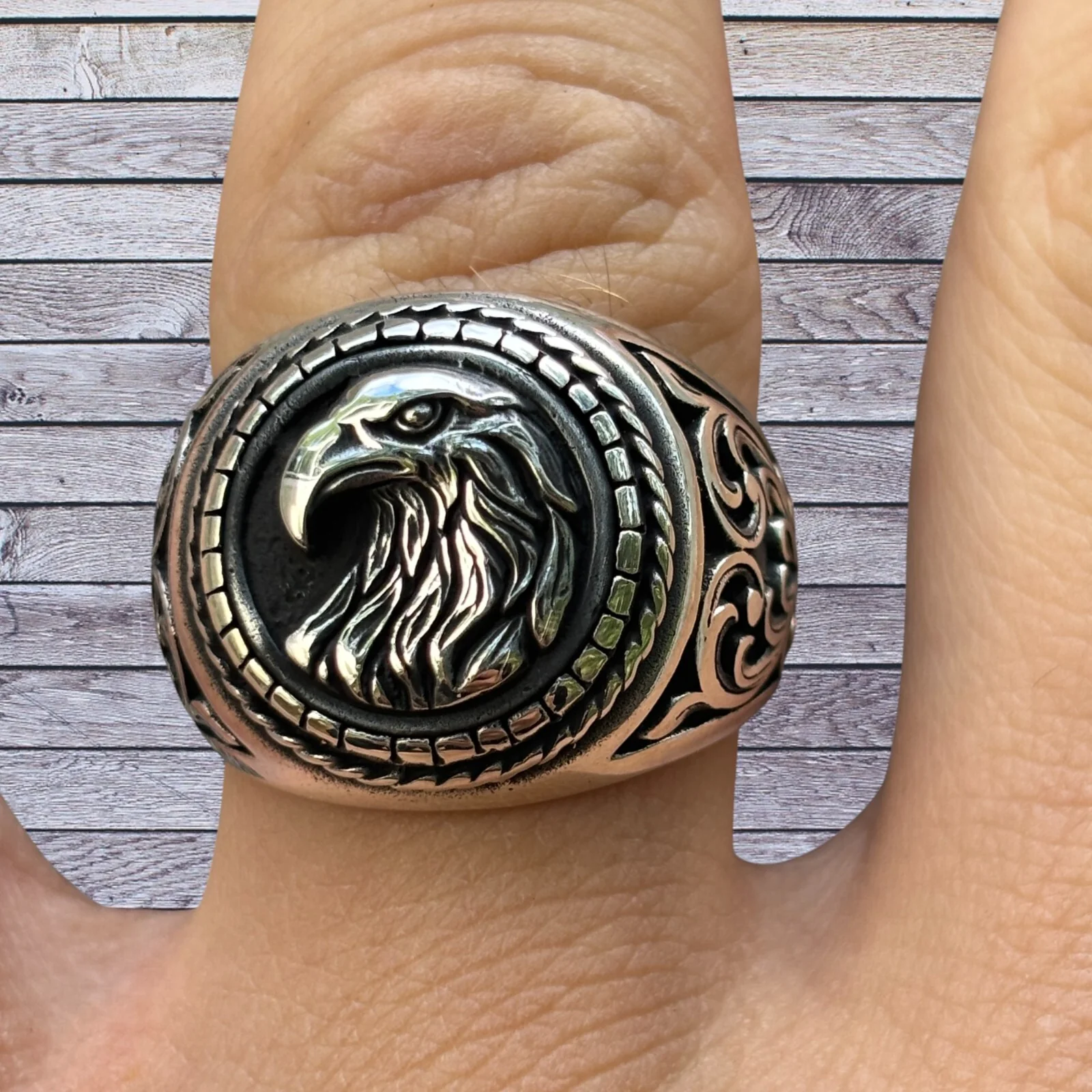 925 Sterling Silver Eagle Ring - Image 4