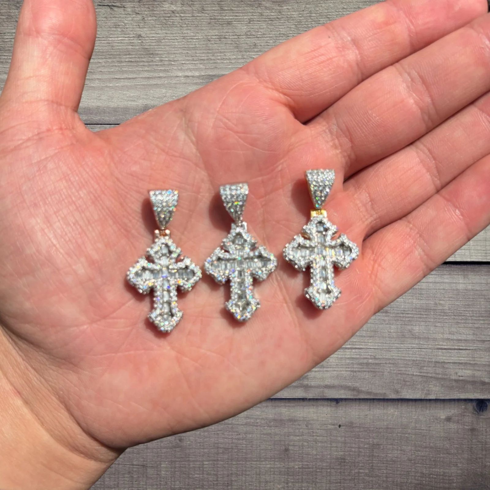 925 Sterling Silver Gothic Cross With Moissanite - Small - Image 6