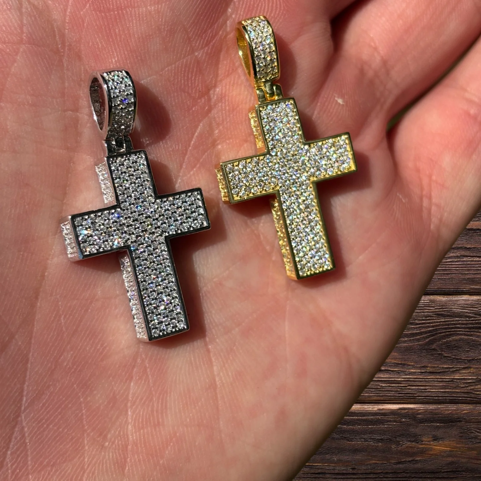 925 Sterling Silver 3D Cross Pendant With Moissanite - Small - Image 5