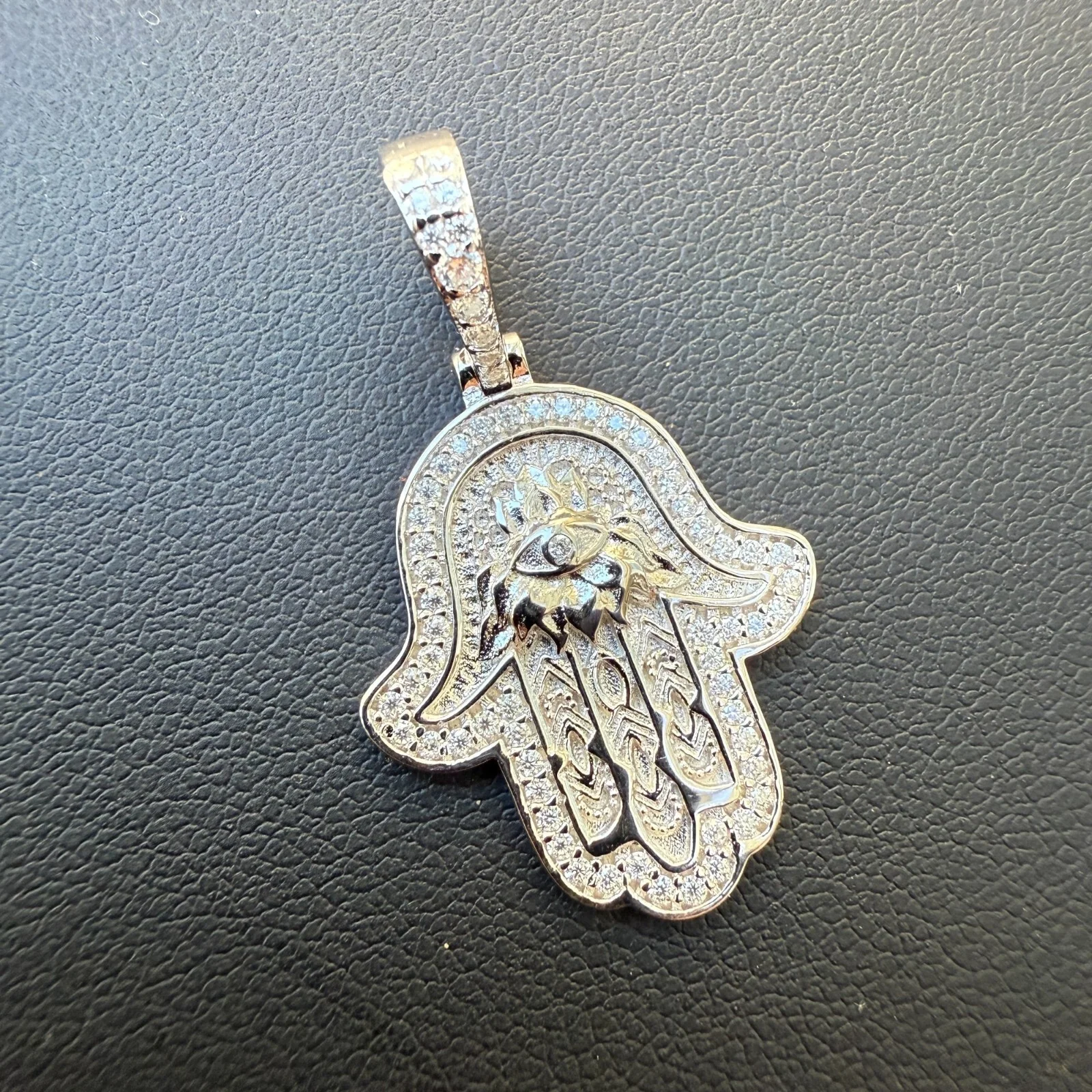 925 Sterling Silver Hamsa Hand Pendant With Moissanite - Small - Image 10