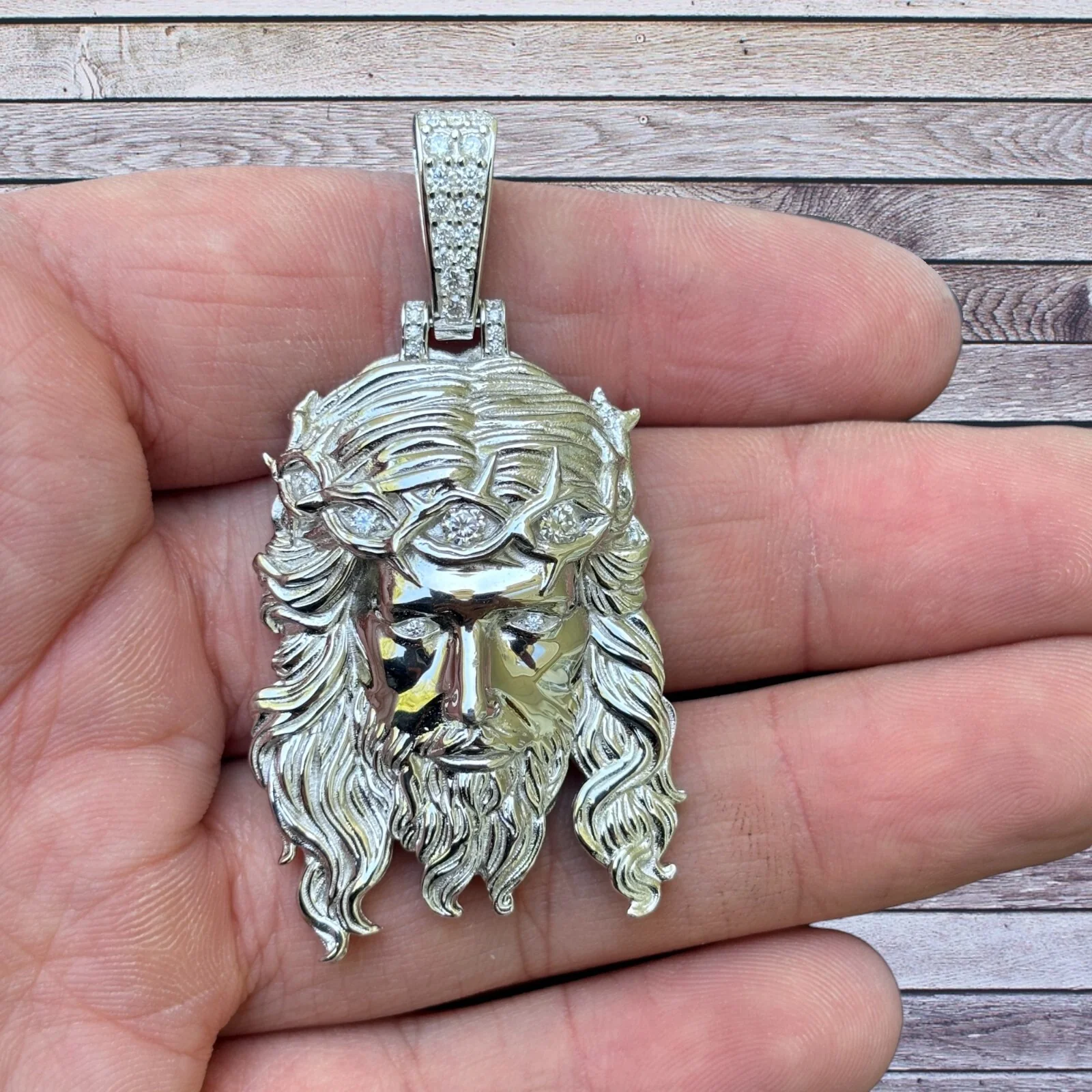 925 Sterling Silver Jesus Pendant With Moissanite - Small - Image 8