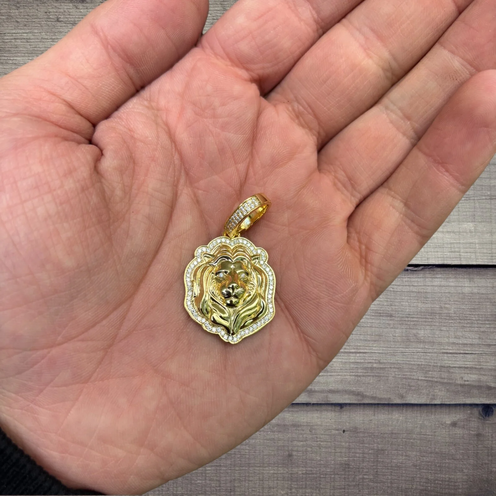 925 Sterling Silver Lion Head Pendant With Moissanite - Small - Image 5